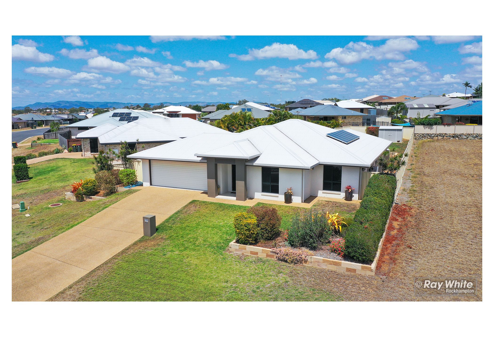15 Violet Drive, Gracemere QLD 4702