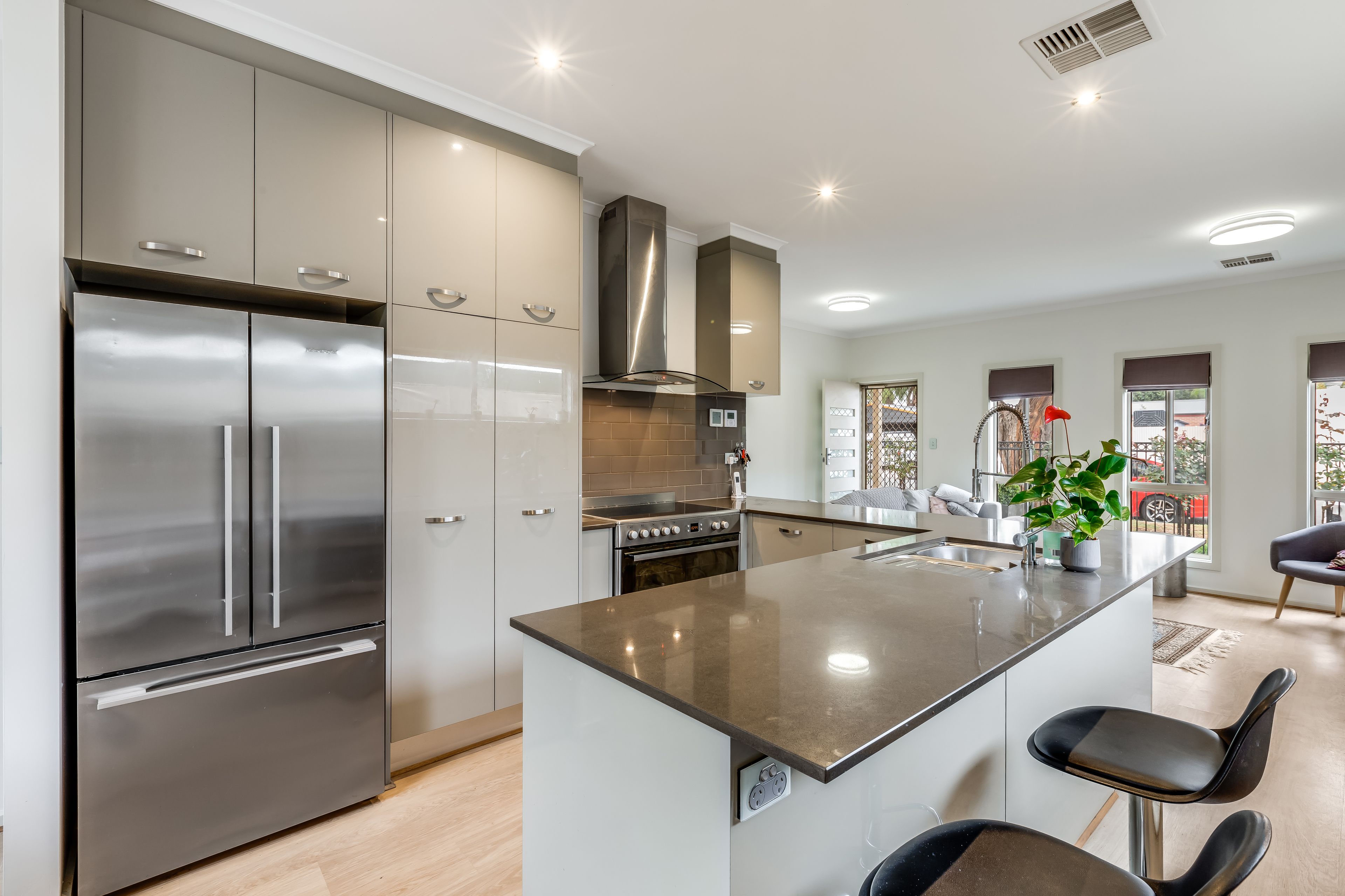 14 Junction Street, Largs Bay, SA 5016