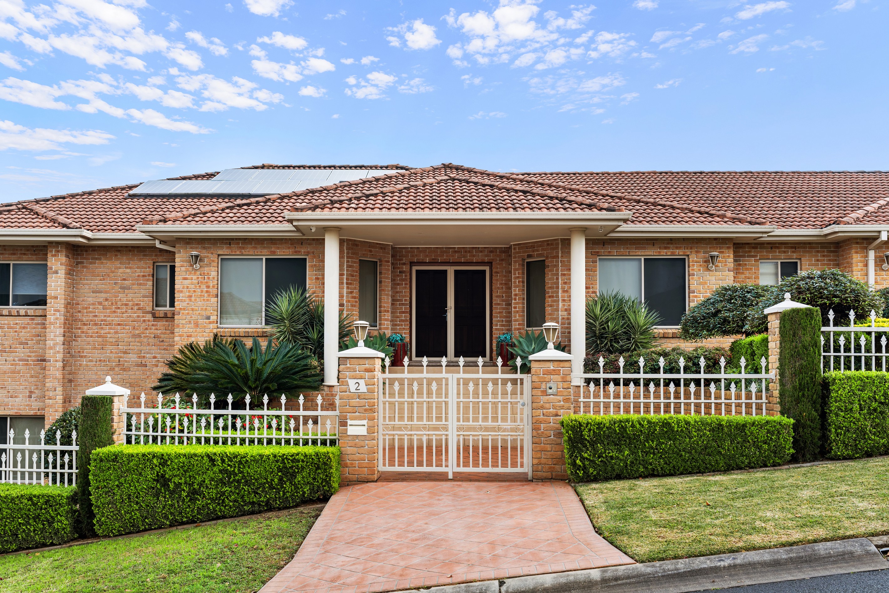 2 Elanora Place, Cecil Hills, NSW 2171