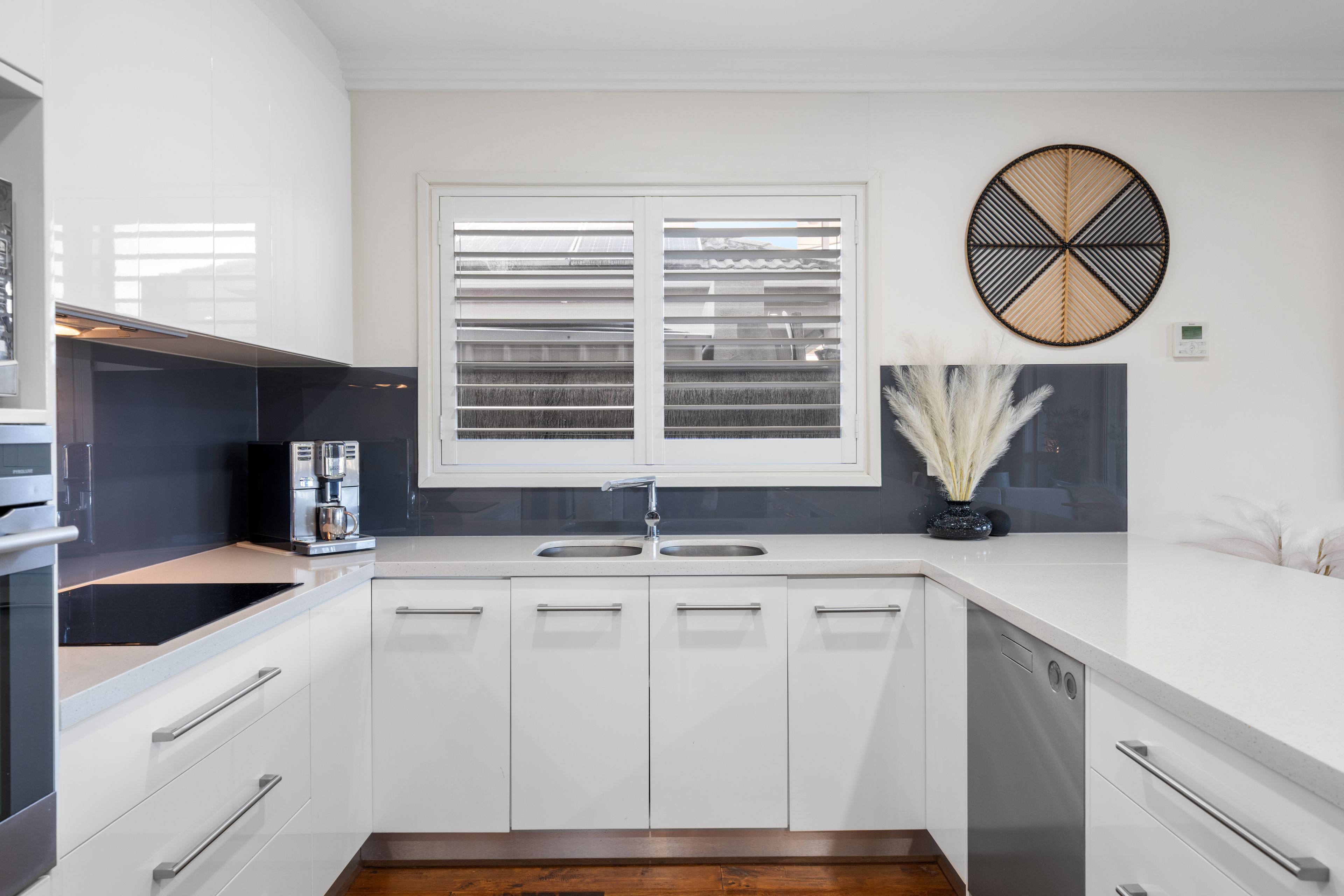1/27 Clipper Court — photo 8 of 27