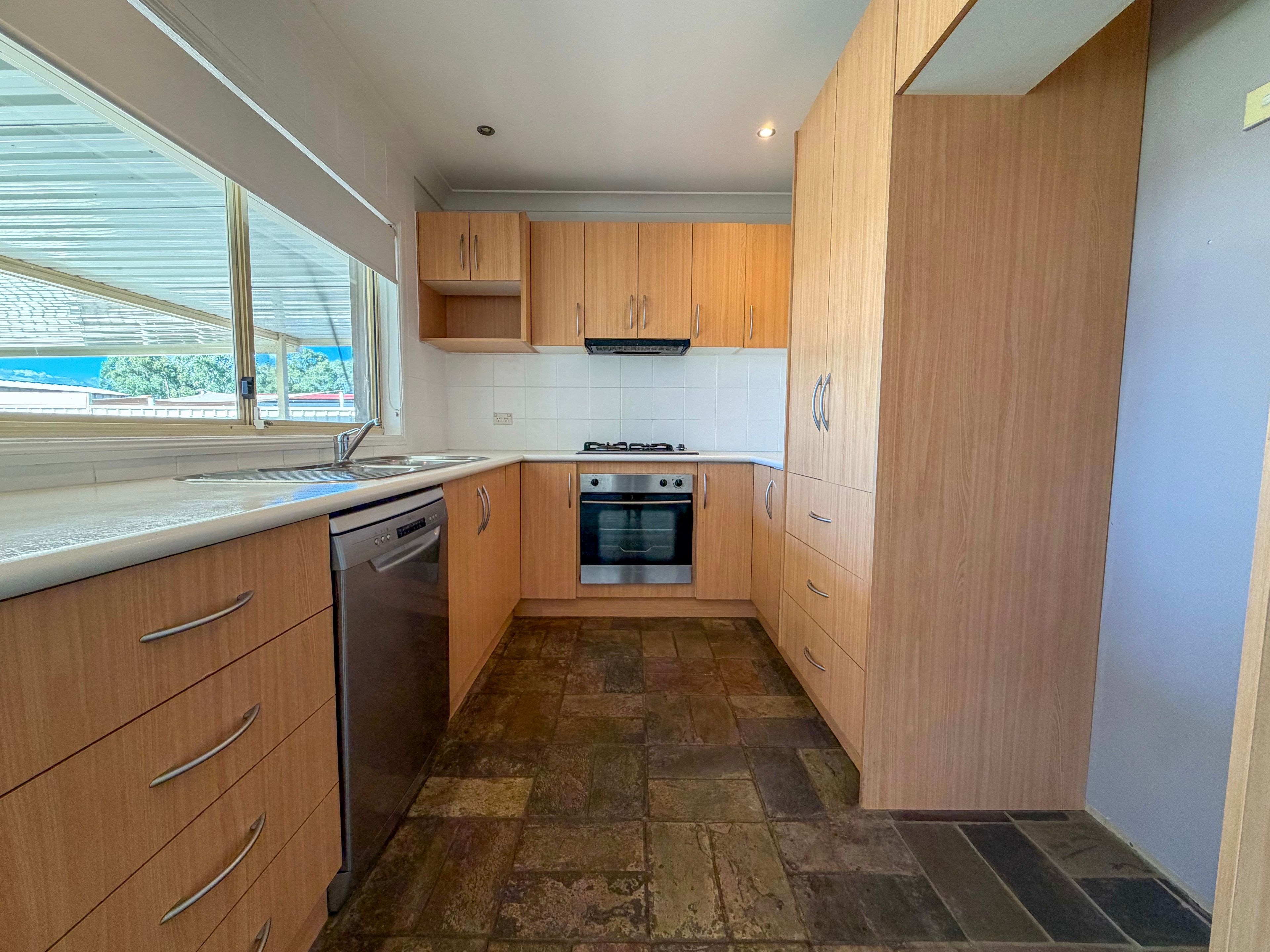 25 Paganini Crescent, Claremont Meadows, NSW