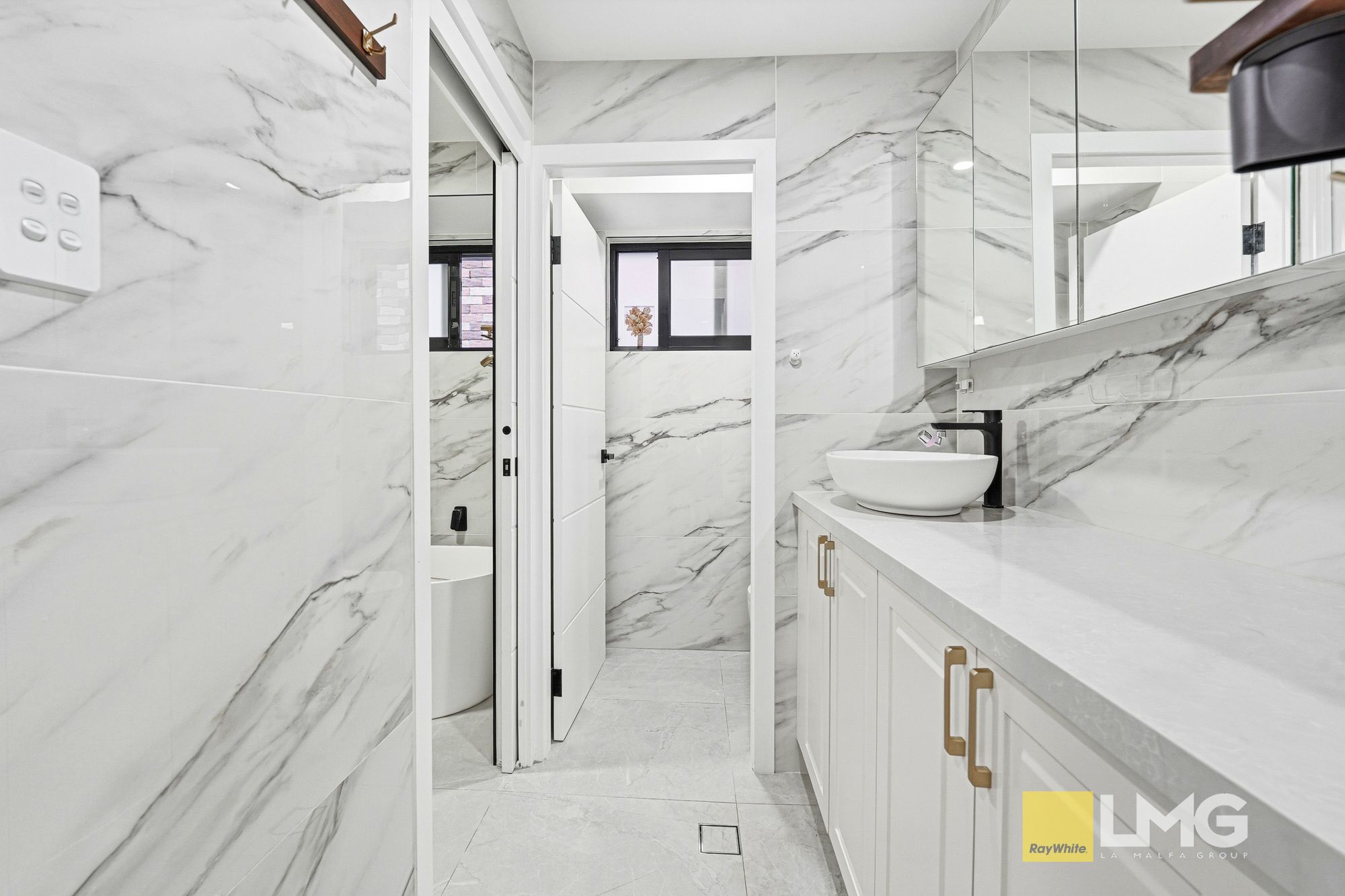 140 Joseph Street — photo 13 of 25