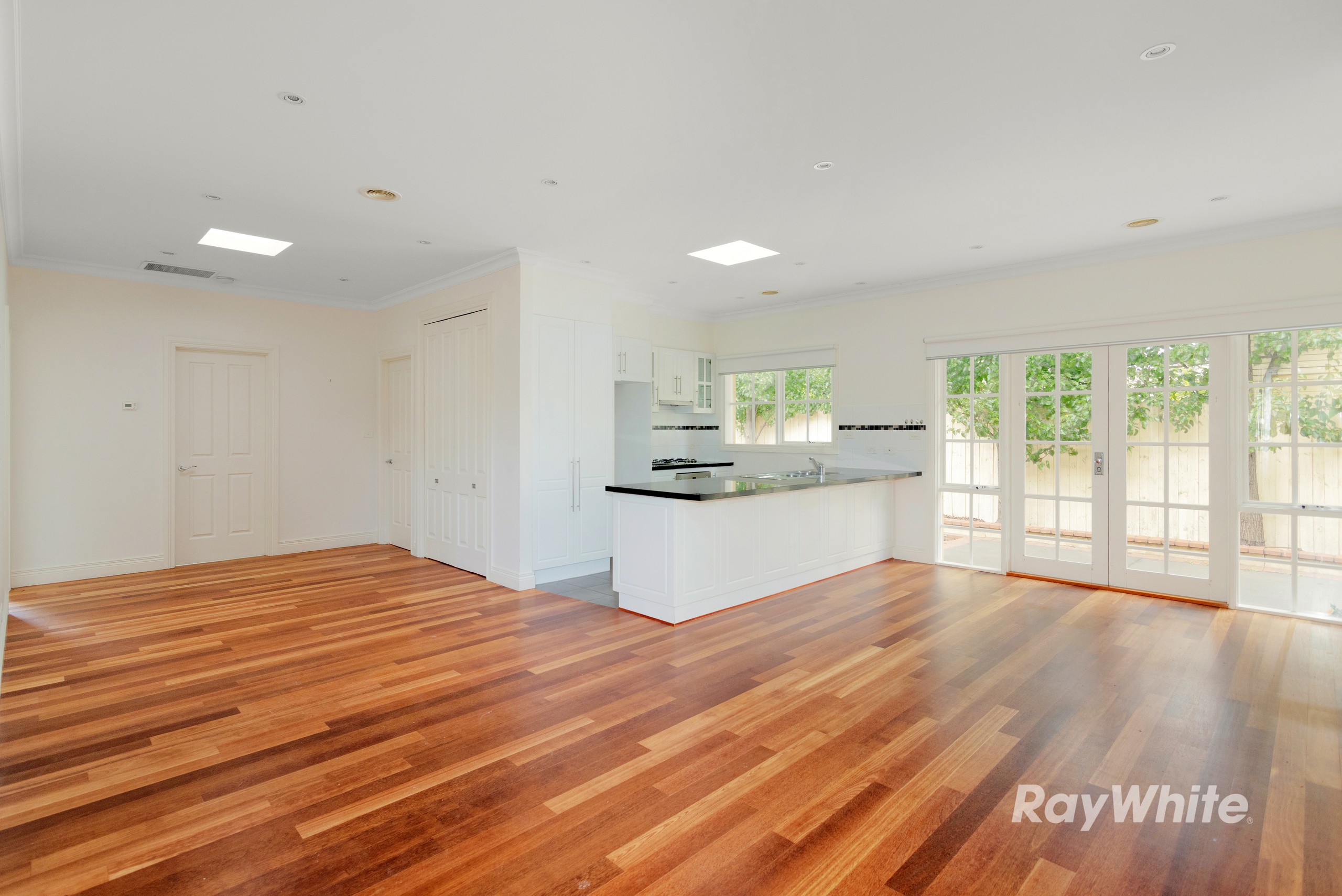 2/49 Norville Street, Bentleigh East, VIC 3165