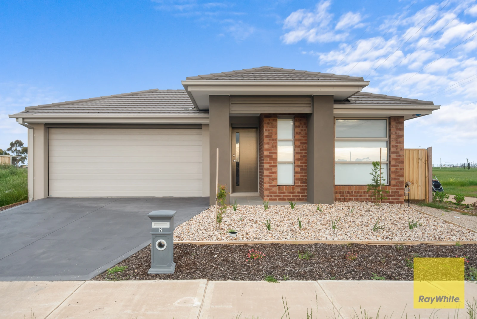 2 Midpride Street, Tarneit, VIC 3029