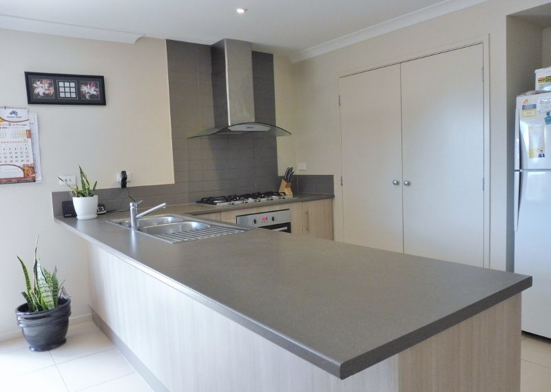 14 Weathertop Way, Cranbourne East, VIC 3977