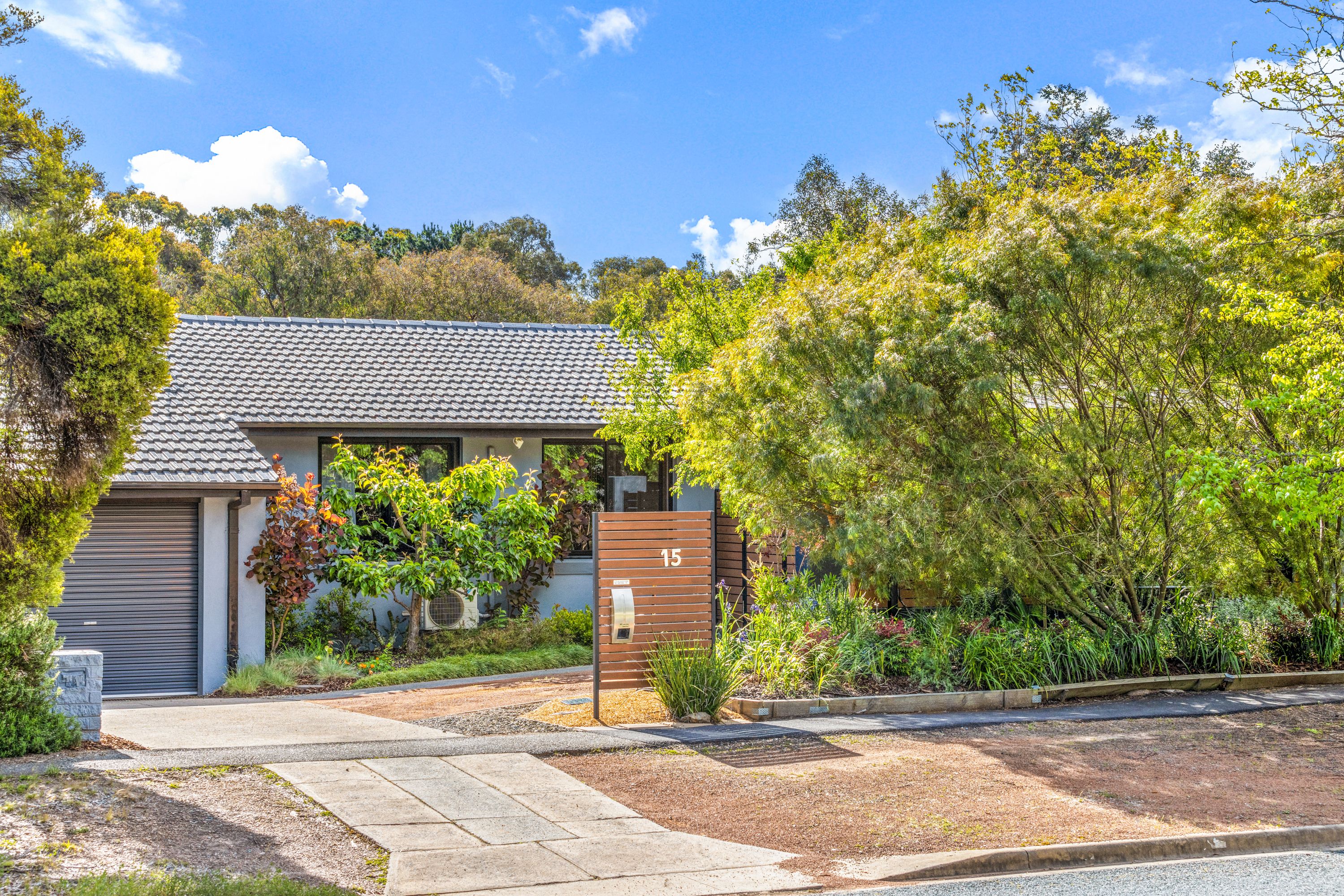 15 Bandjalong Crescent, Aranda, ACT 2614