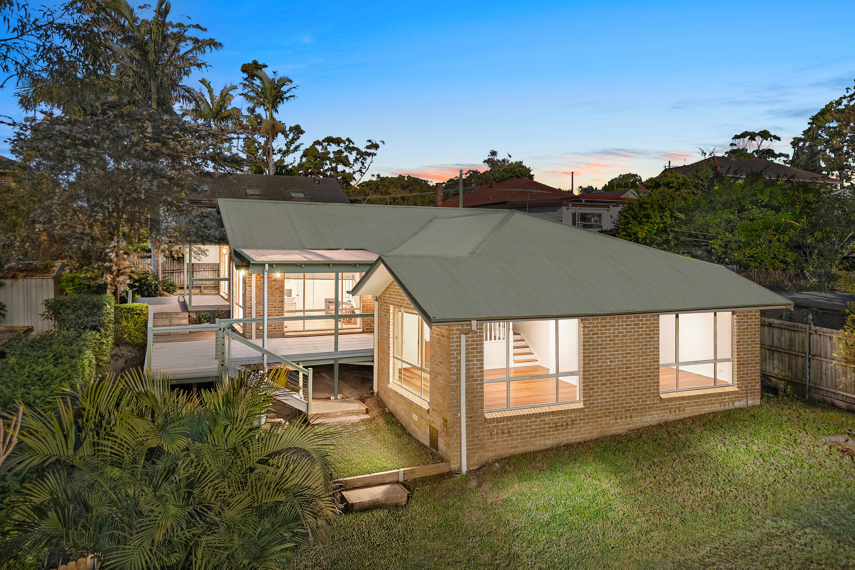 2/129B Pretoria Parade, Hornsby, NSW 2077
