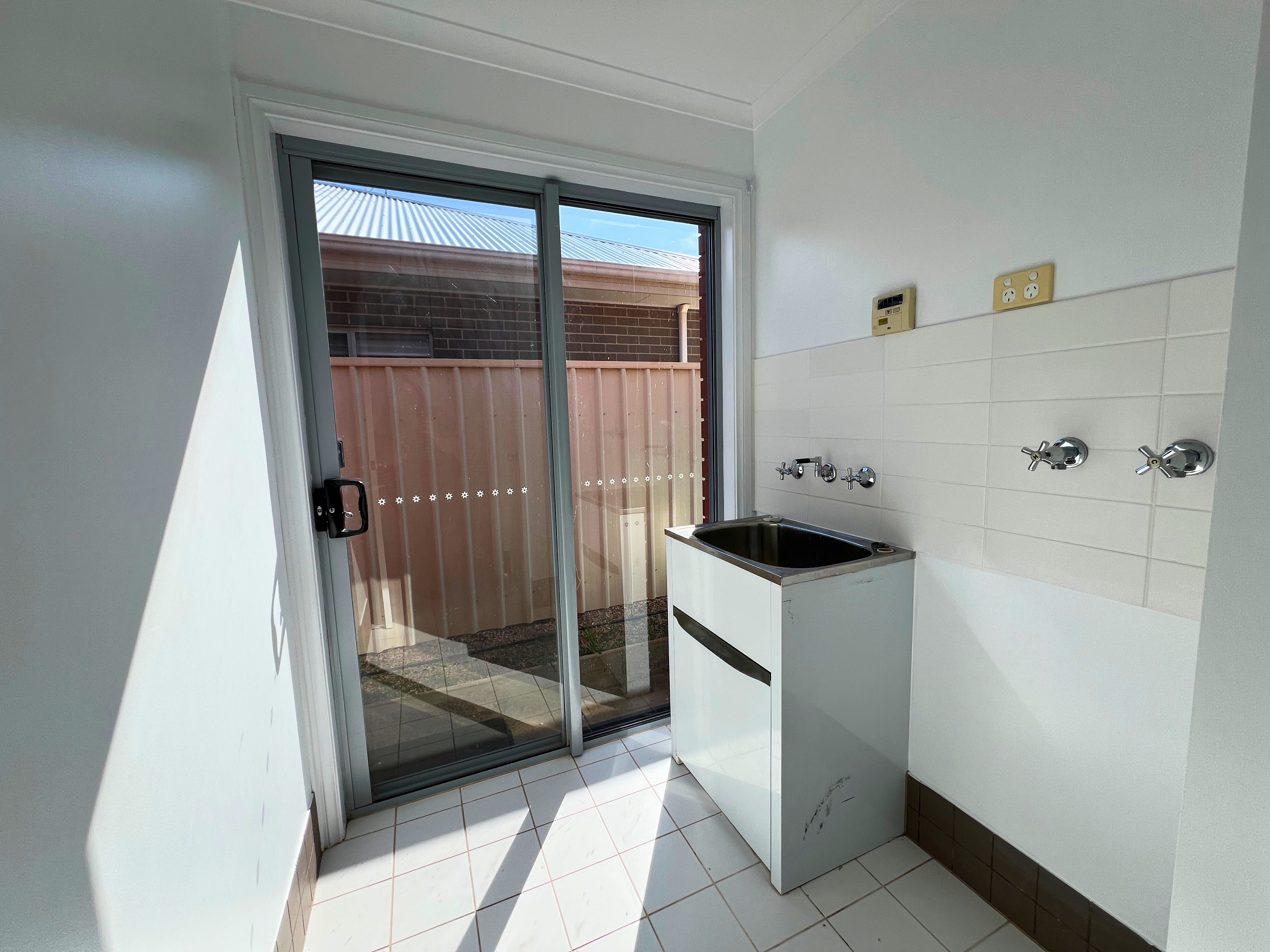 40 Gill Street — photo 16 of 18