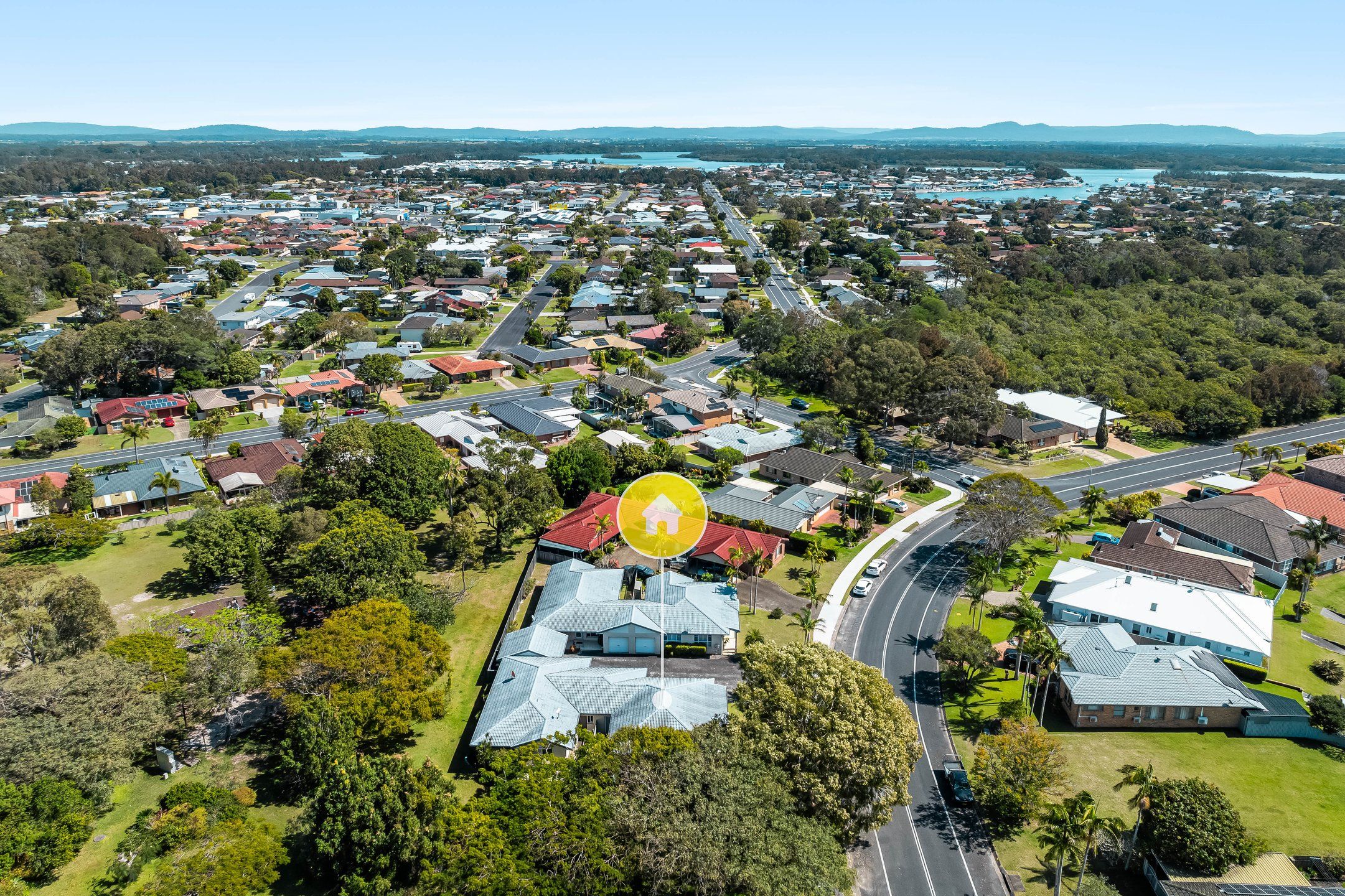 1/17 The Mainbrace — photo 10 of 10