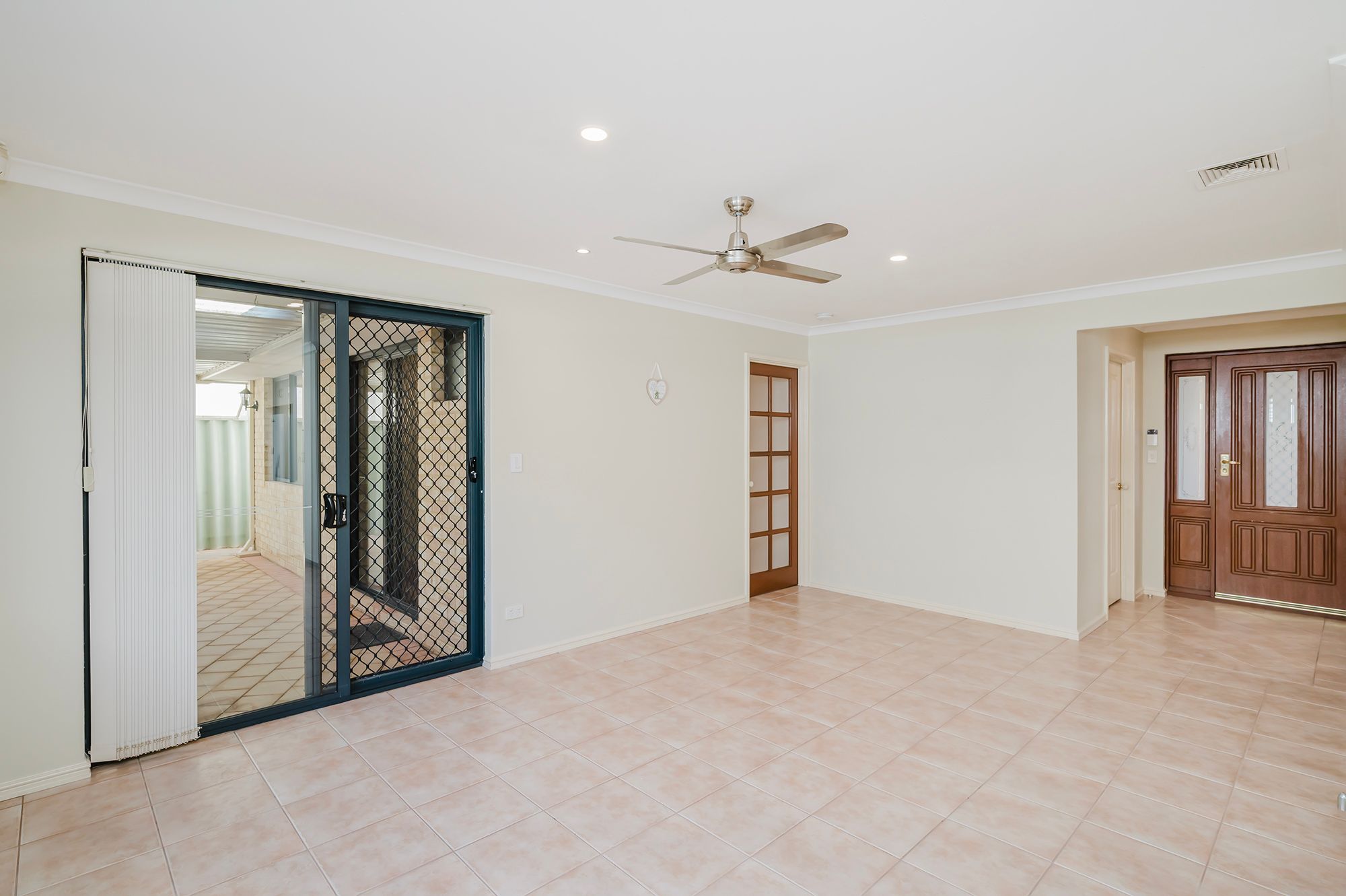 9B Charnwood Street, Morley, WA 6062