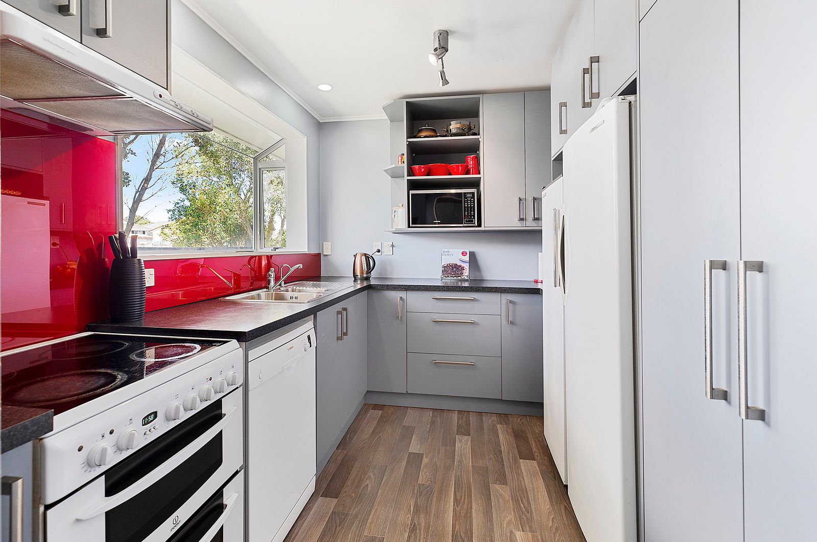 165 Mark Avenue, Grenada Village, Wellington City 6037 Sold House