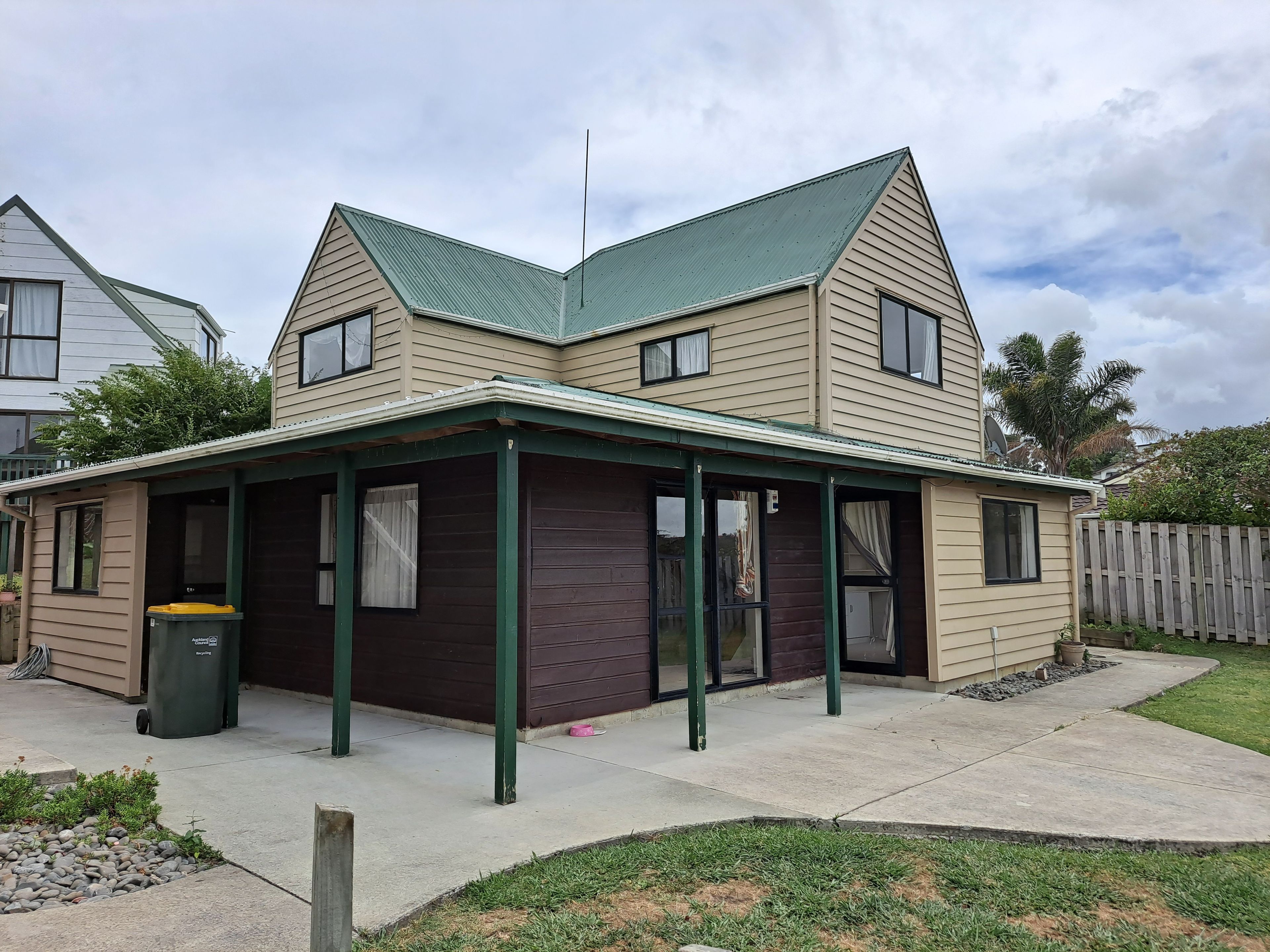 16A Hepburn Road, Glendene, Waitakere City
