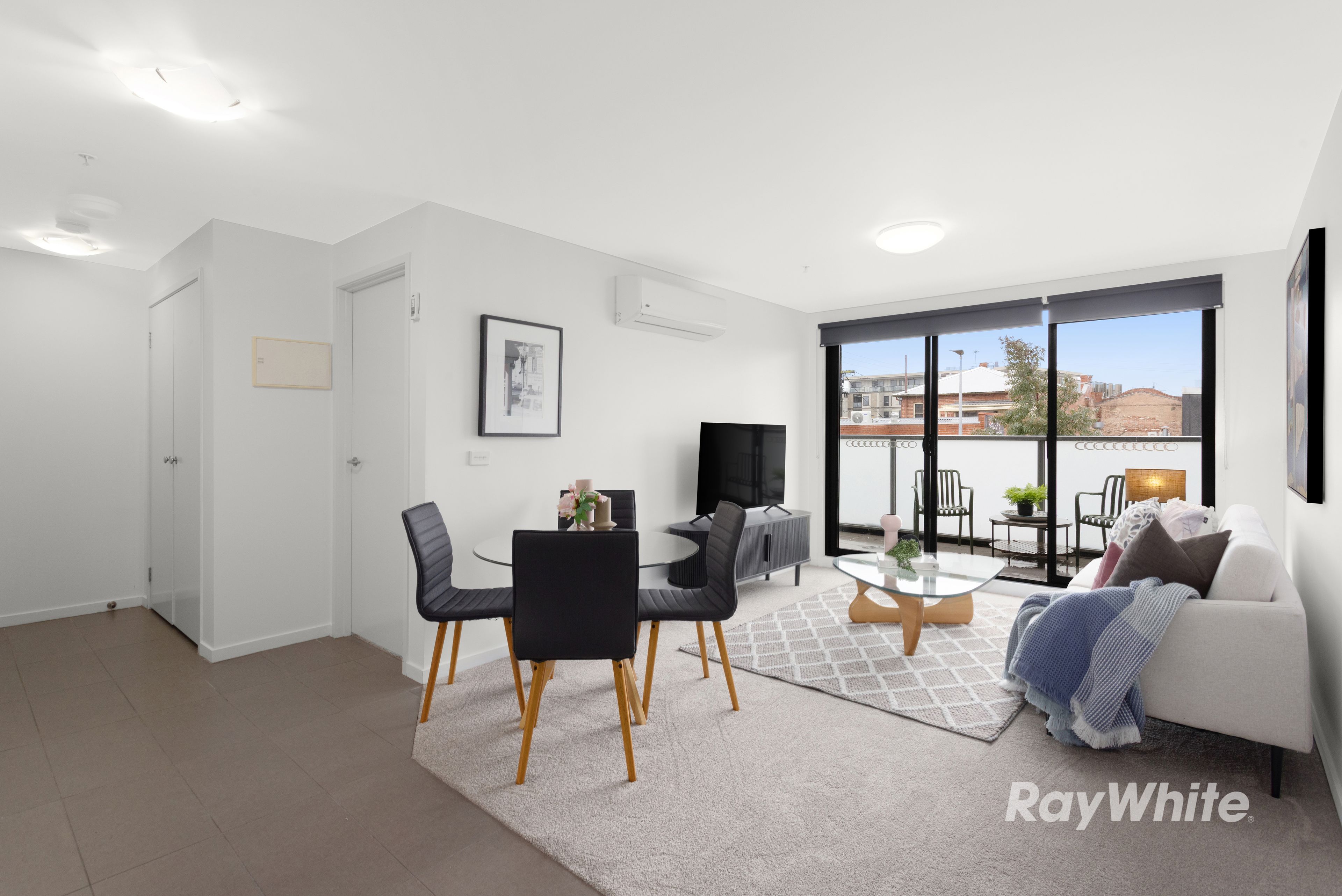 17 Shepparson Avenue, Carnegie VIC 3163