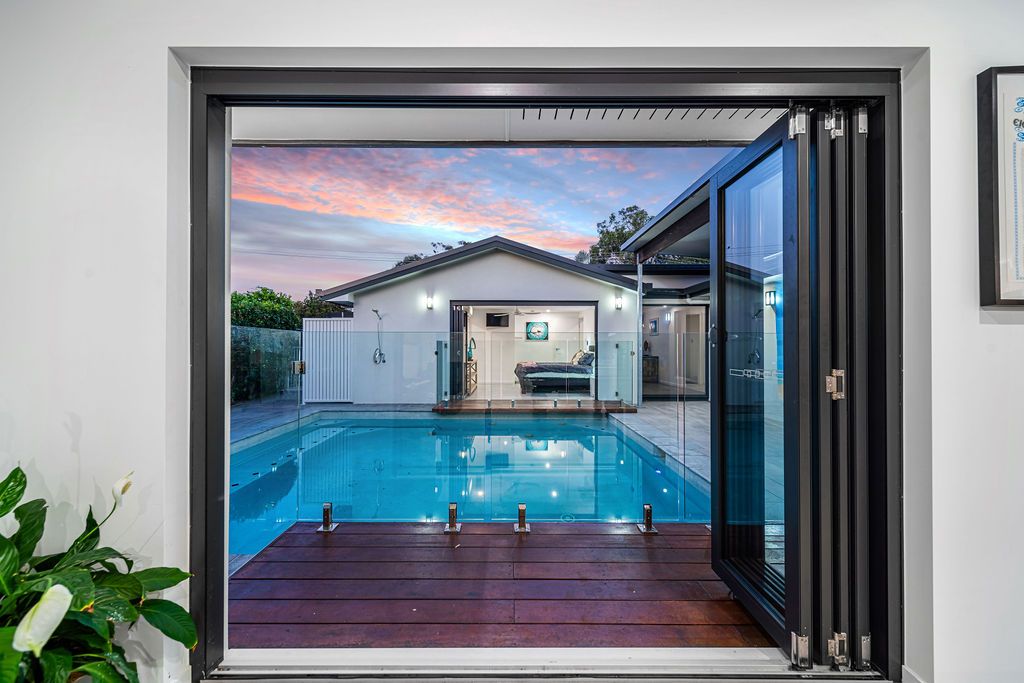 15 Coorumbong Close — photo 7 of 28