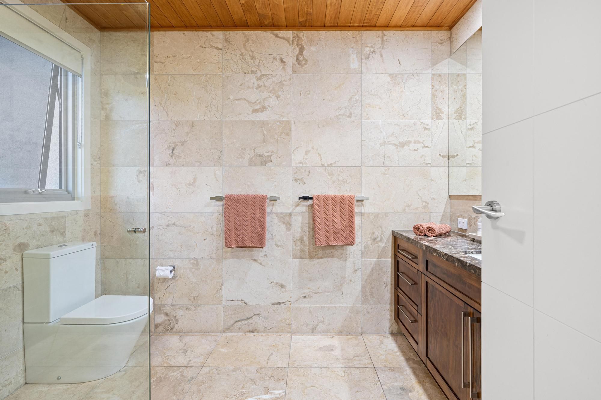 105 Birchwood Crescent — photo 13 of 24