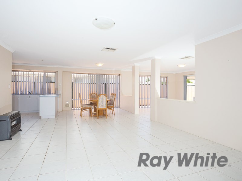 5 Sherbourne Corner, Success, WA 6164