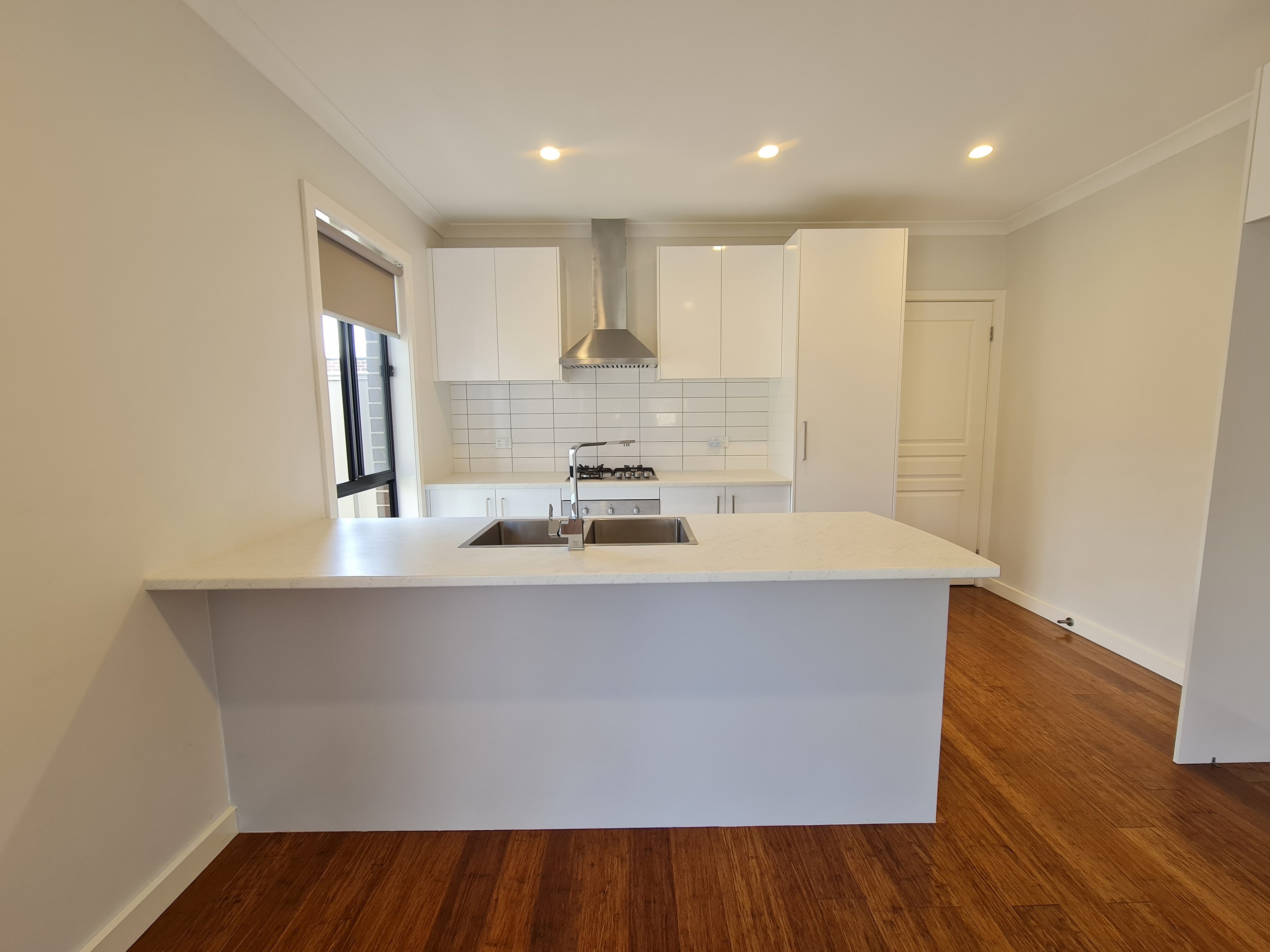 1/14 McGlynn Avenue, South Morang, VIC 3752