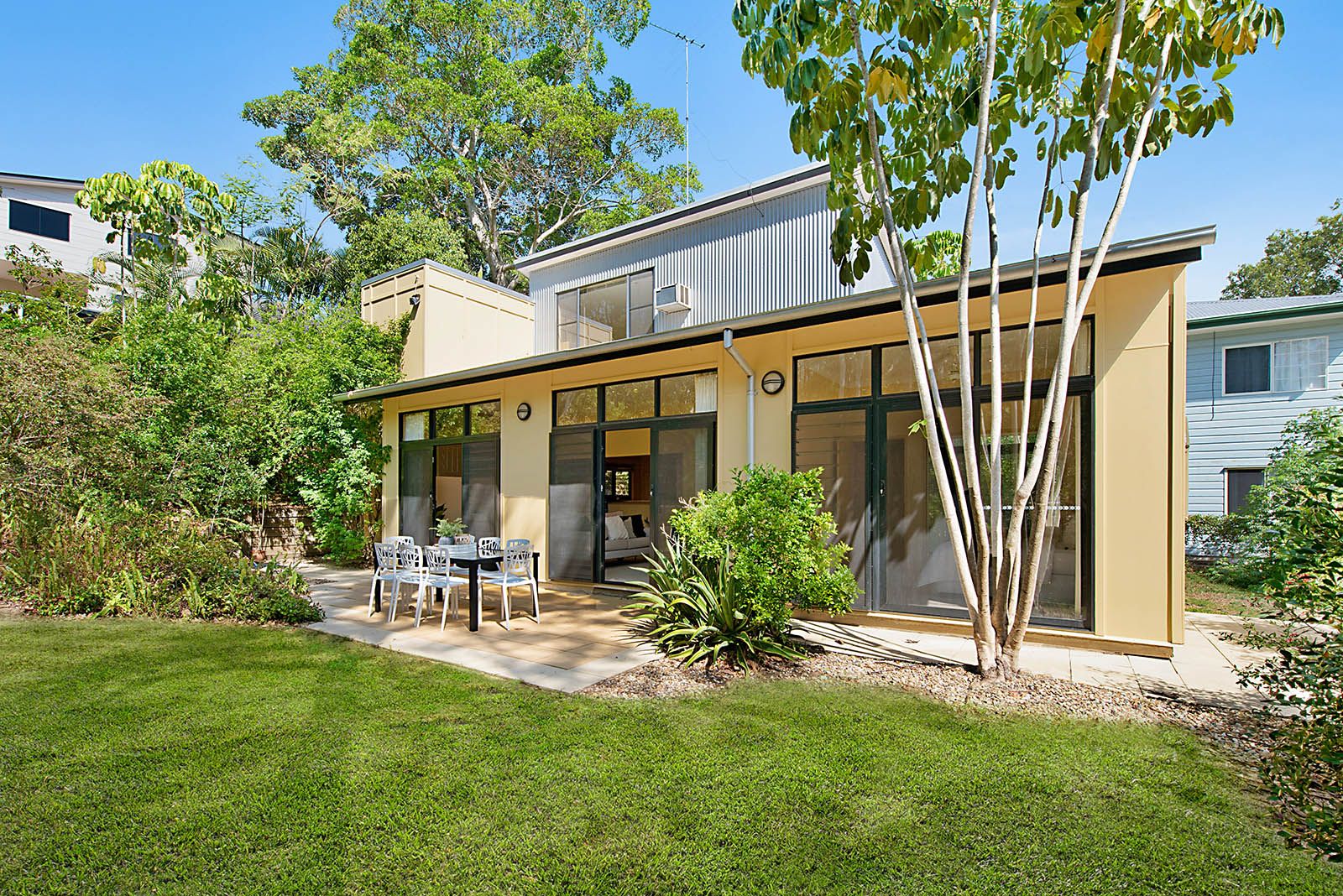 12 Burbong Street, Chapel Hill QLD 4069