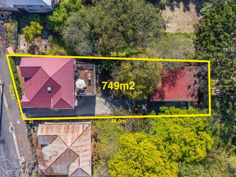 37 Macgregor Terrace, Bardon, QLD 4065