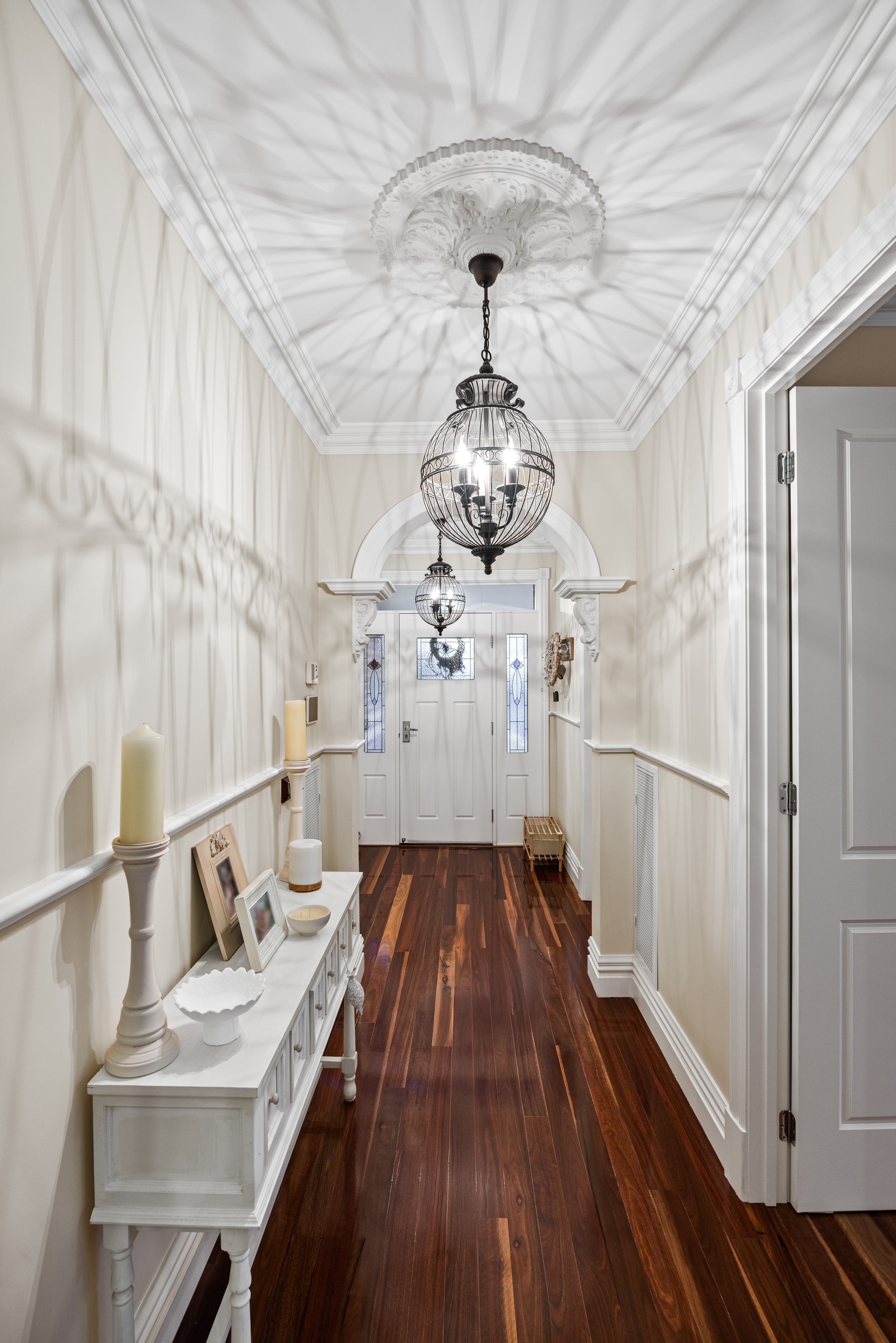 28 Palais Crescent, South Morang, VIC 3752