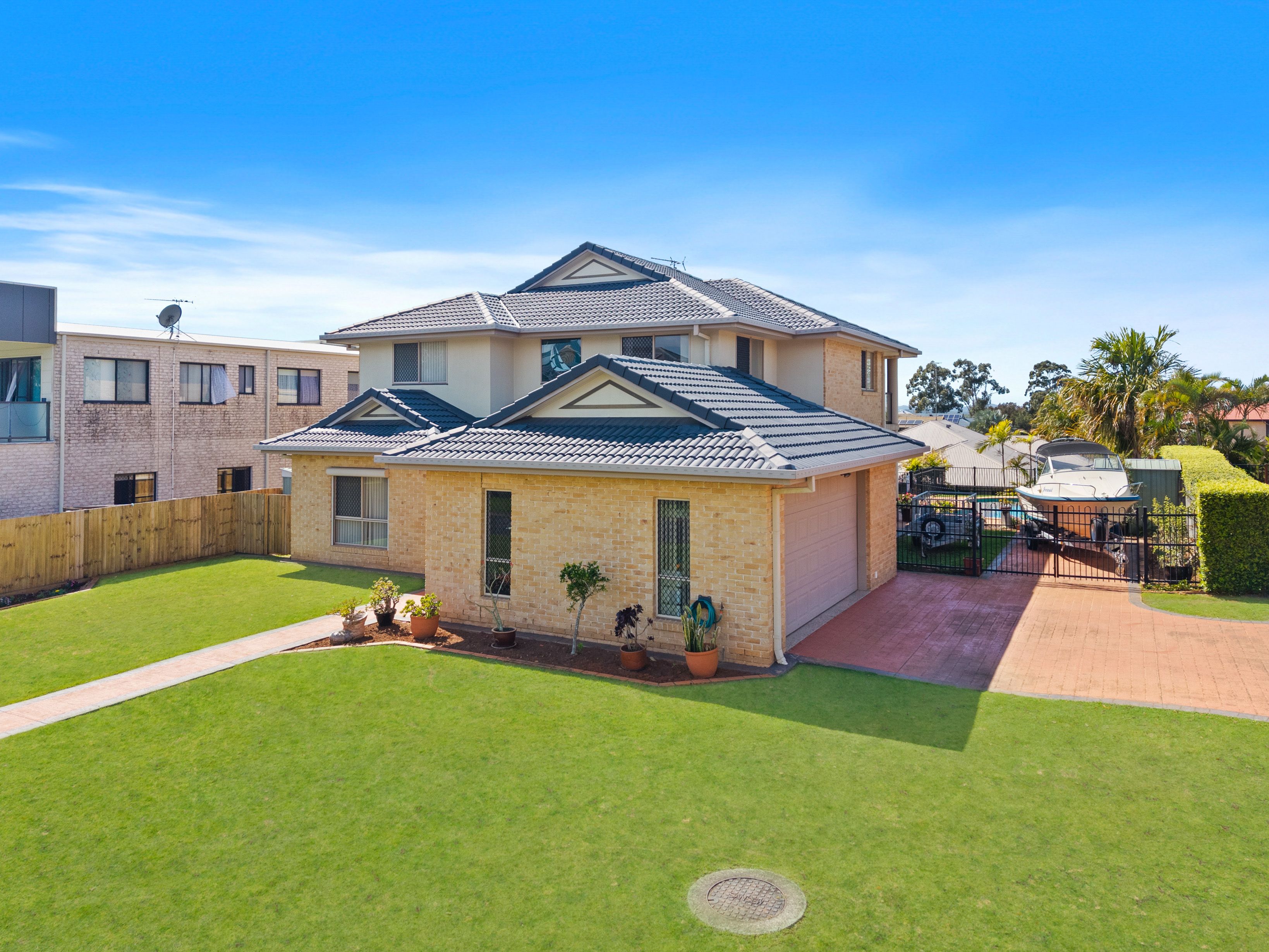 15 Penzance Drive — photo 4 of 26