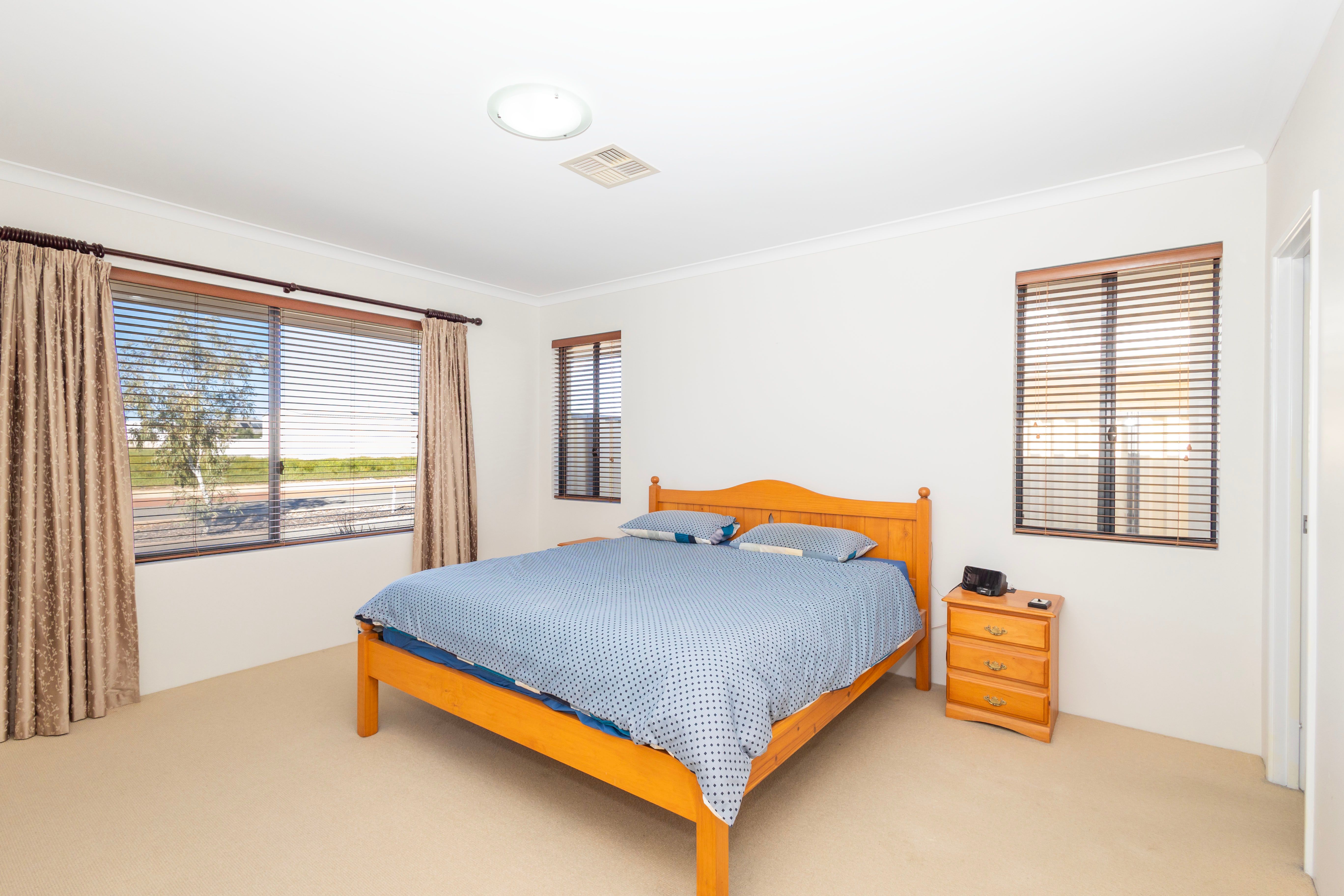 5 Crusoe Crescent — photo 14 of 30