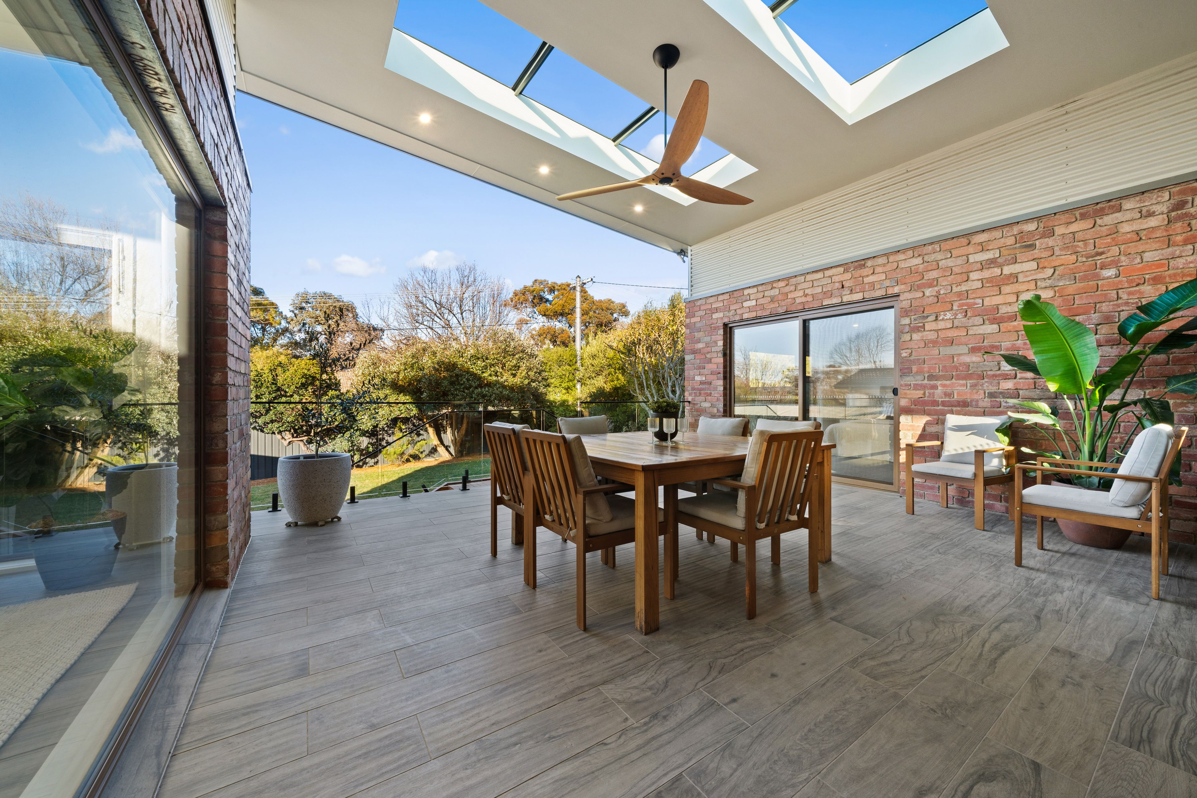 15 Henry Street — photo 16 of 23