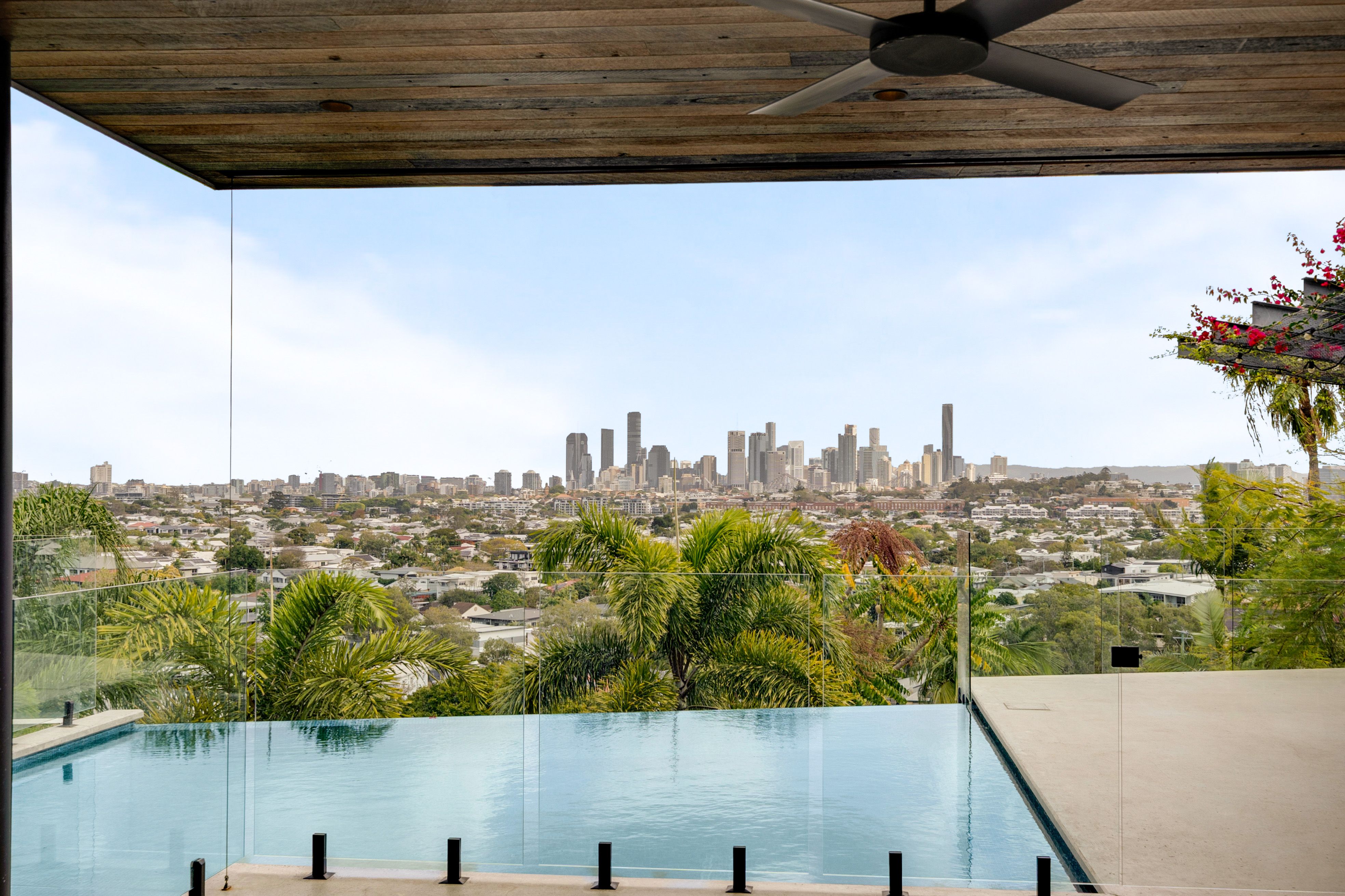26 Wentworth Parade, Balmoral, QLD 4171