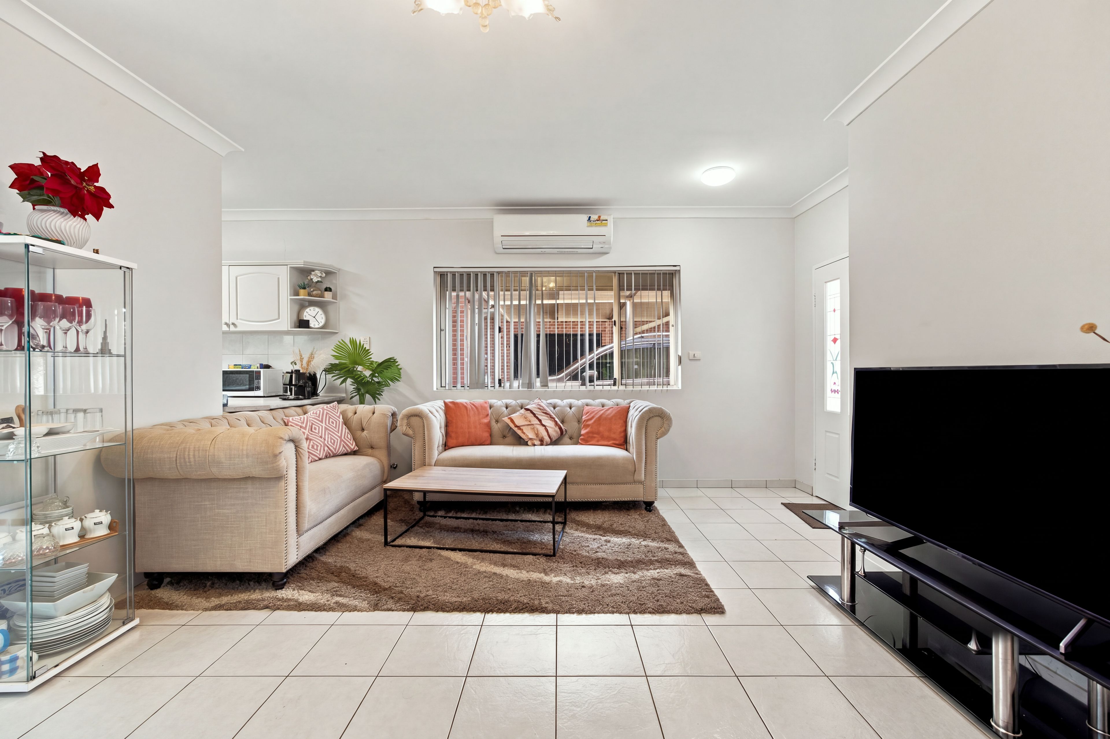4/35 Scott Street — photo 4 of 17