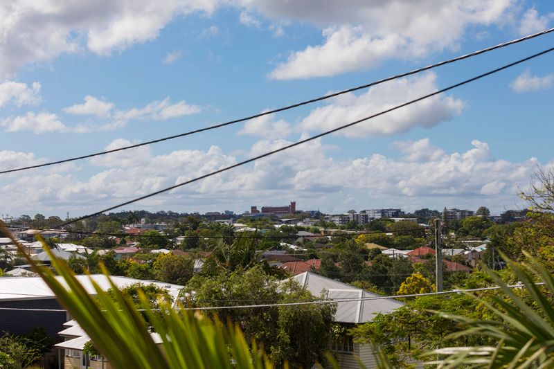 33 Thirteenth Avenue, Kedron, QLD 4031
