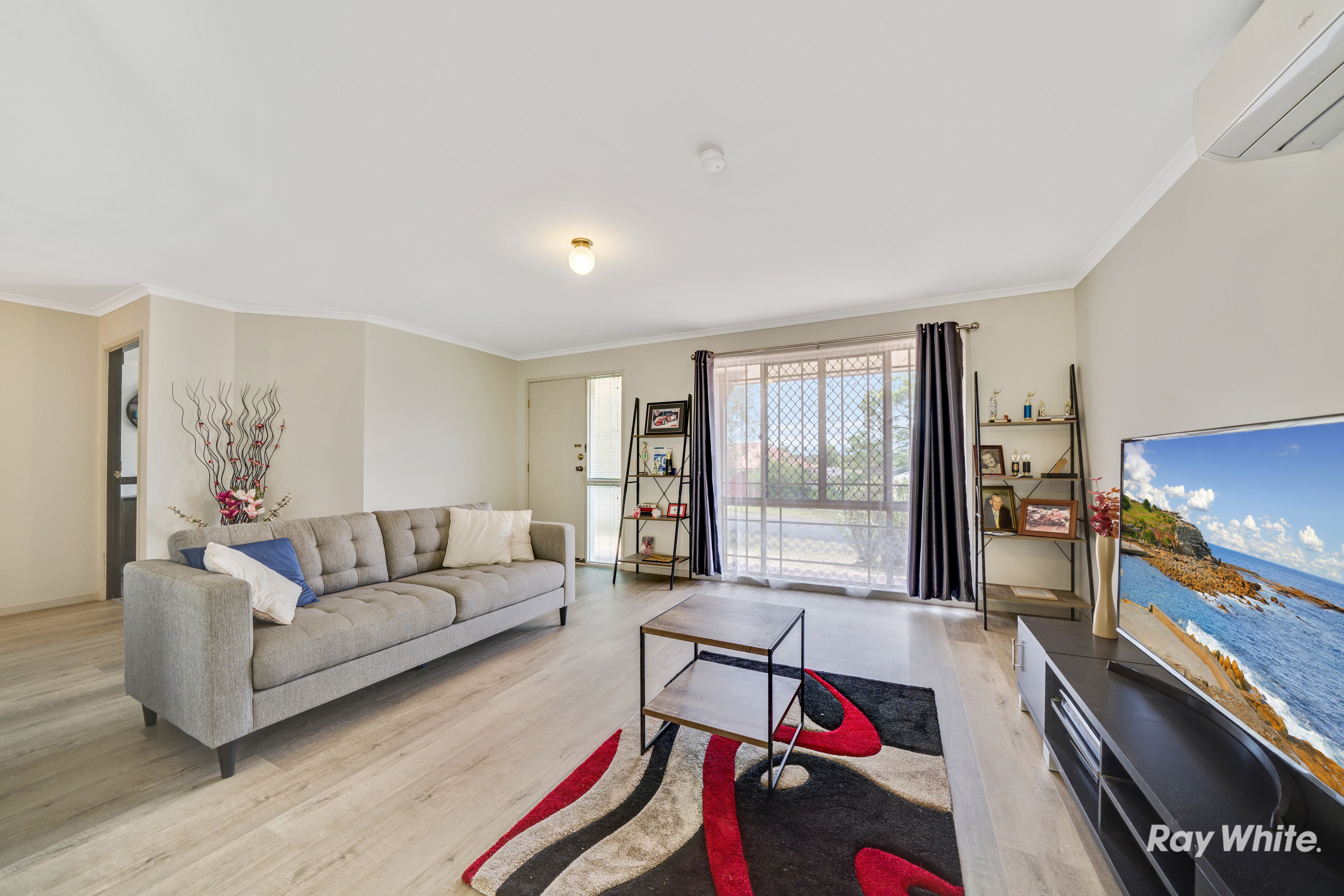 84 Bottlebrush Drive, Regents Park, QLD 4118