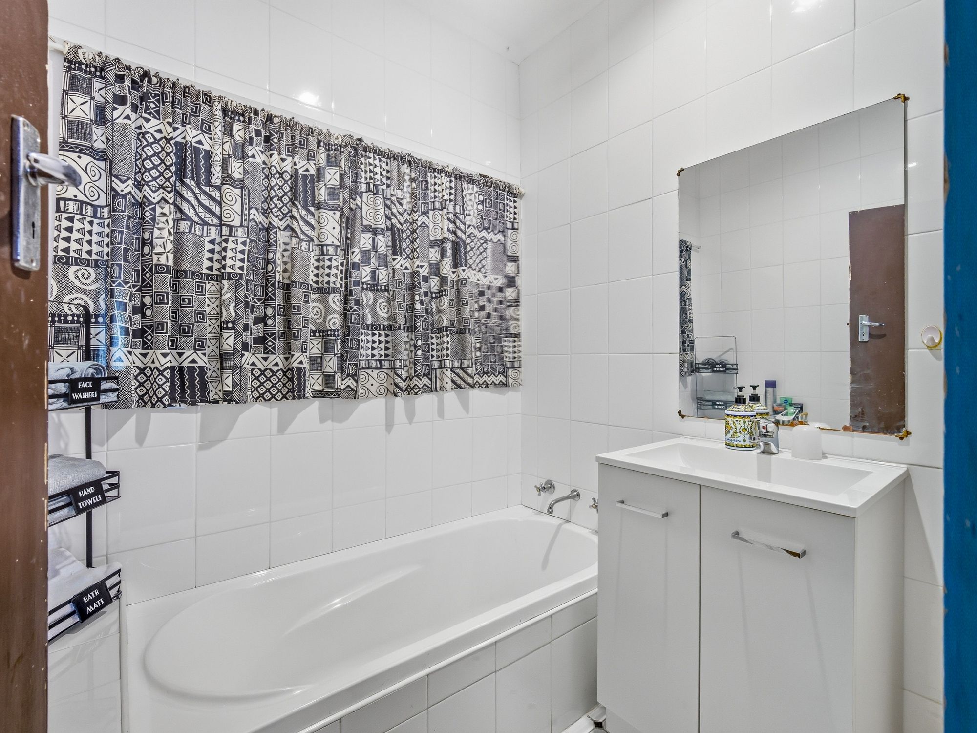 13 Waminda Avenue — photo 10 of 14