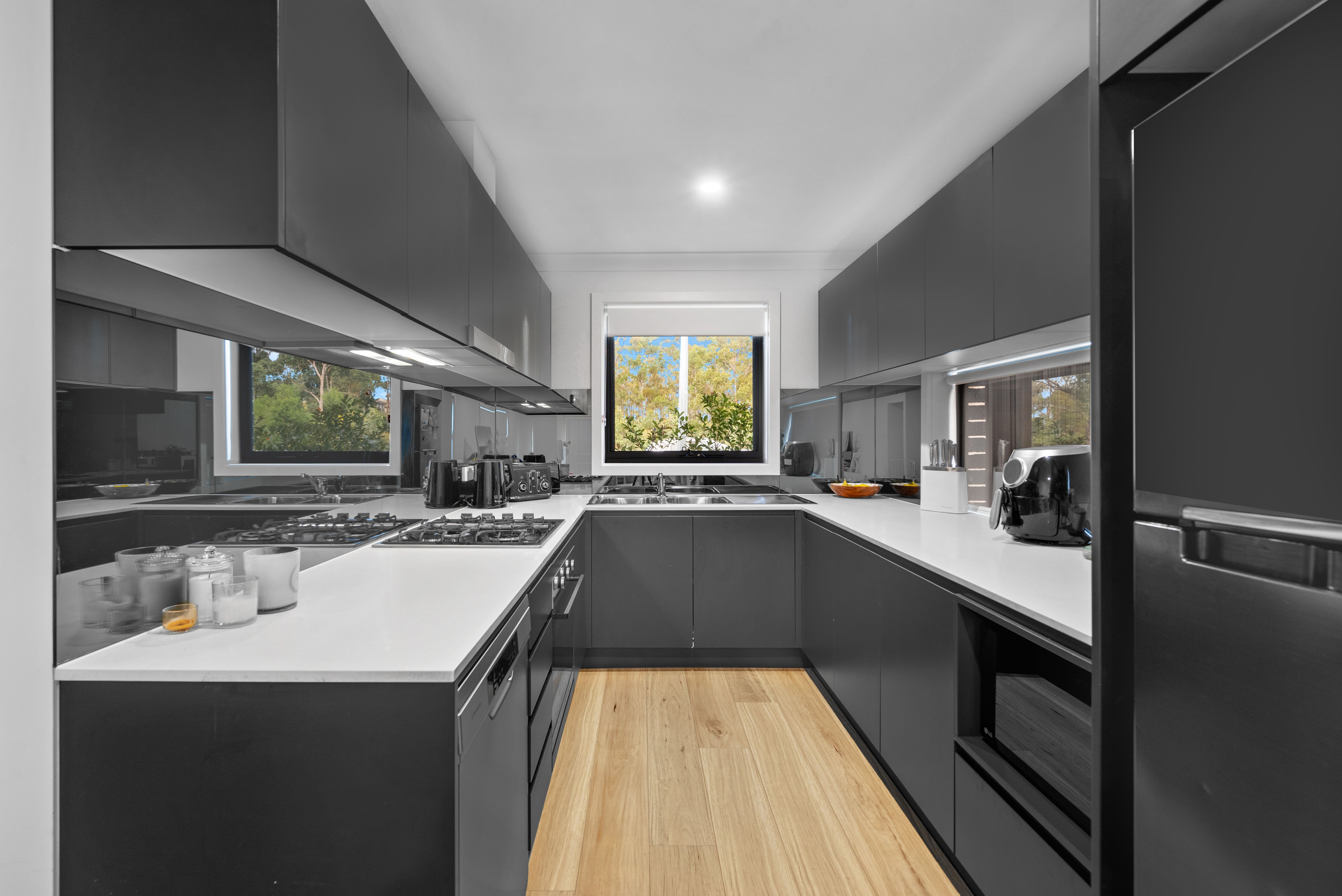 6/75 Mary Ann Drive, Glenfield, NSW 2167