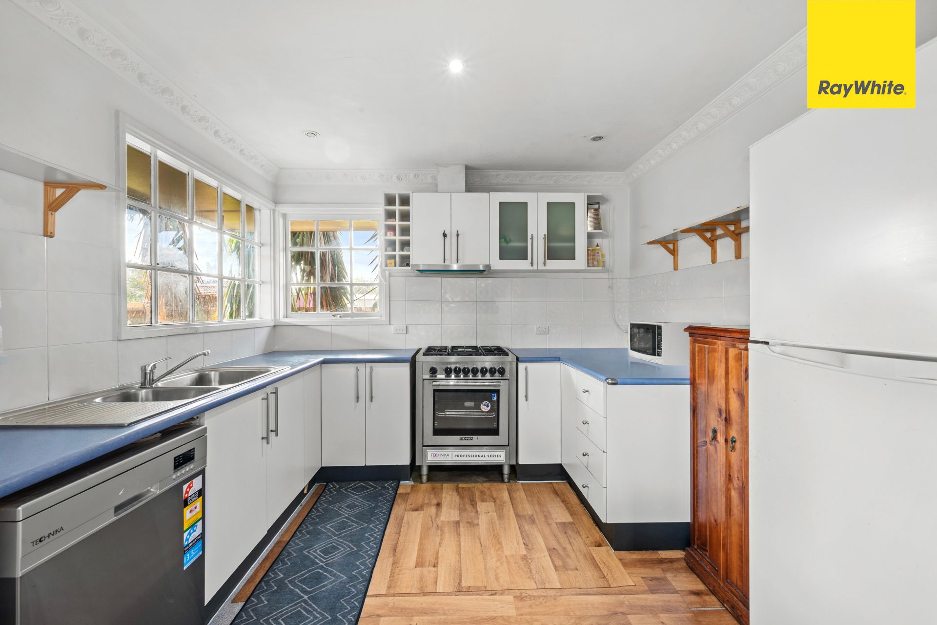 62 Grace Street — photo 3 of 11