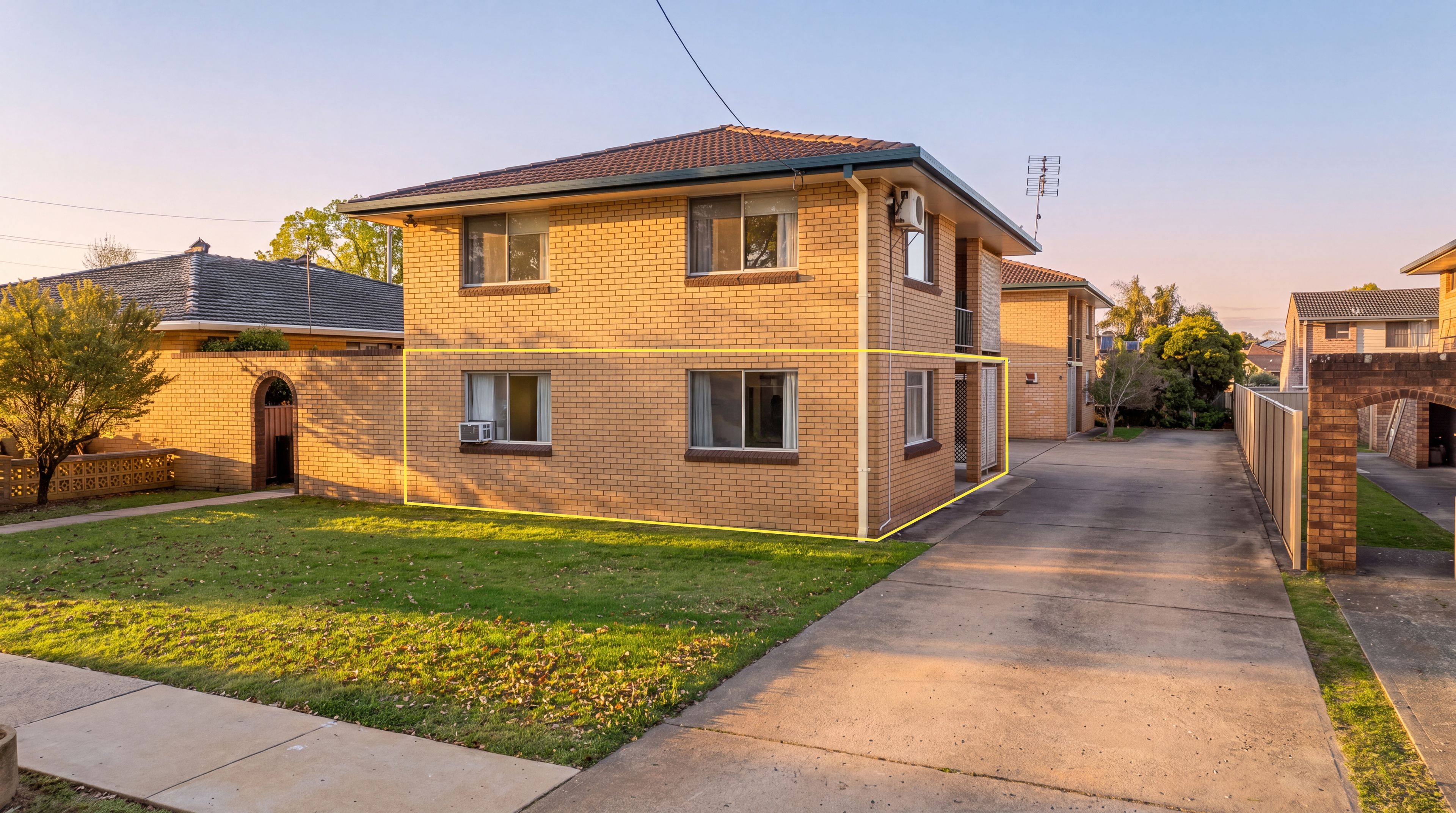 1/150 Oliver Street — photo from Ray White TKG