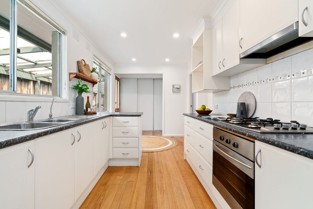 20 First Avenue, Rosebud, VIC 3939