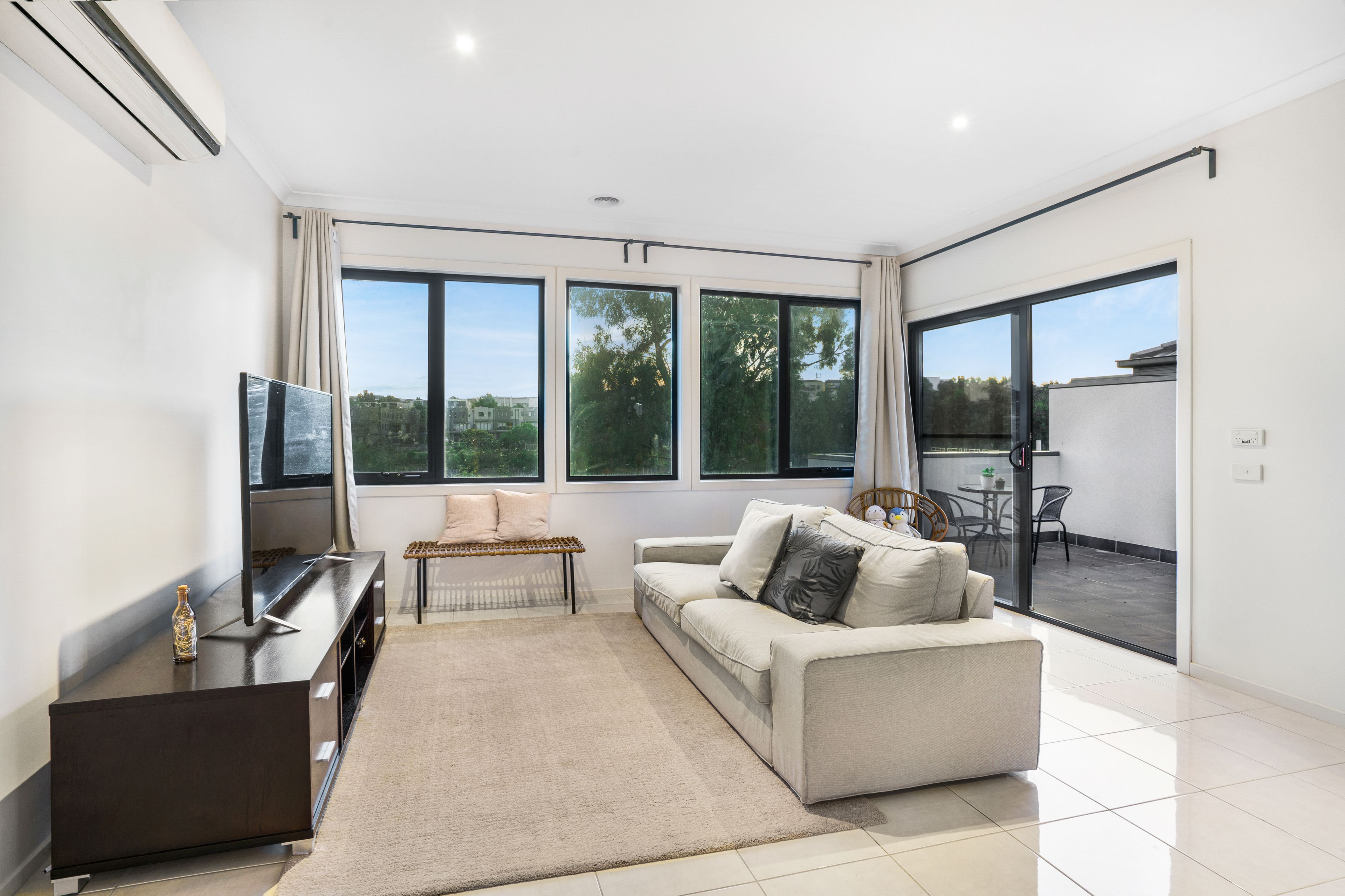 28 Zara Close, Bundoora, VIC 3083