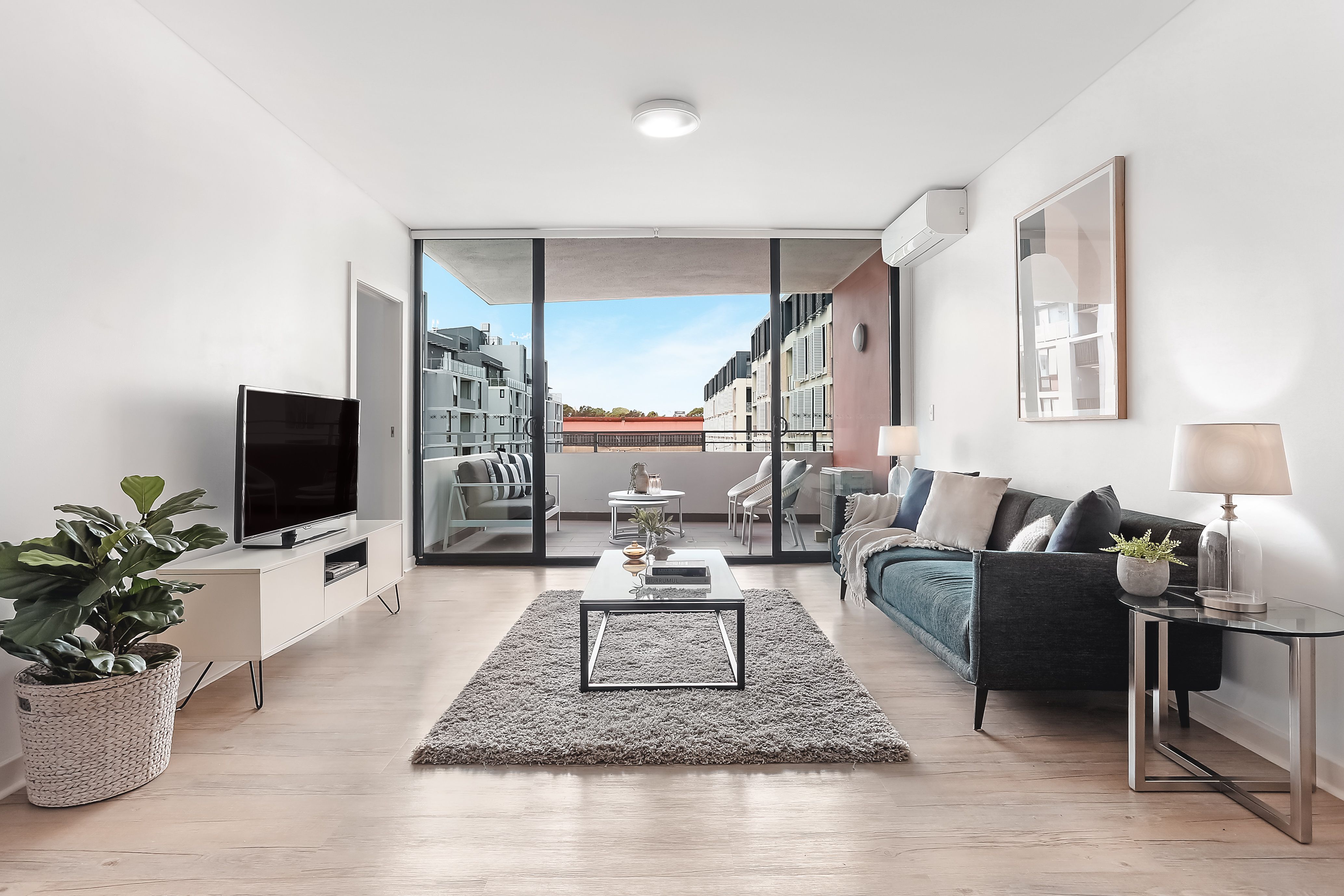 95 Dalmeny Avenue, Rosebery NSW 2018