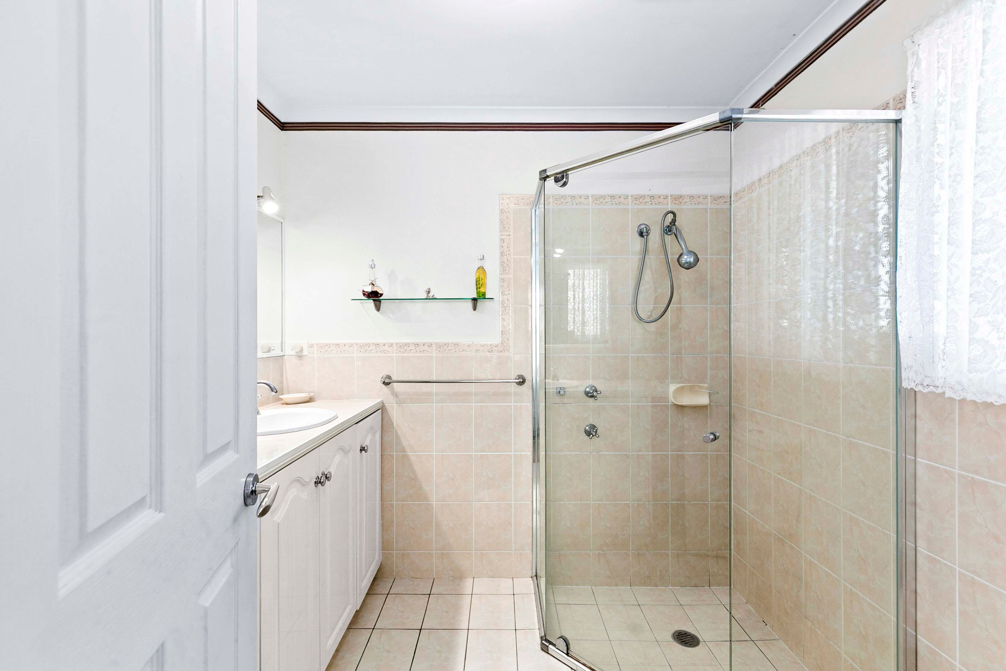 11 Melong Street — photo 12 of 27