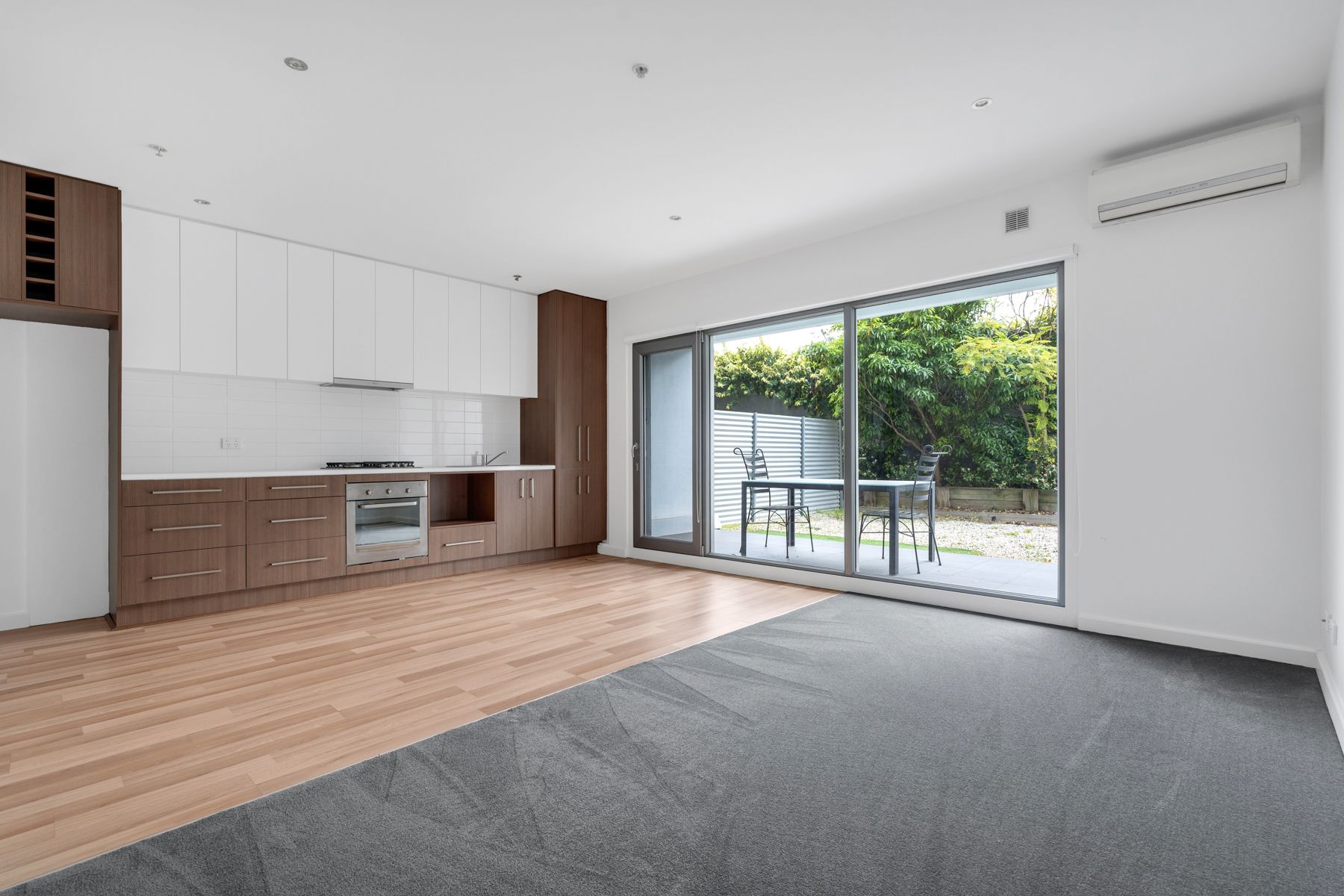 3/777 Bell Street — photo 8 of 12