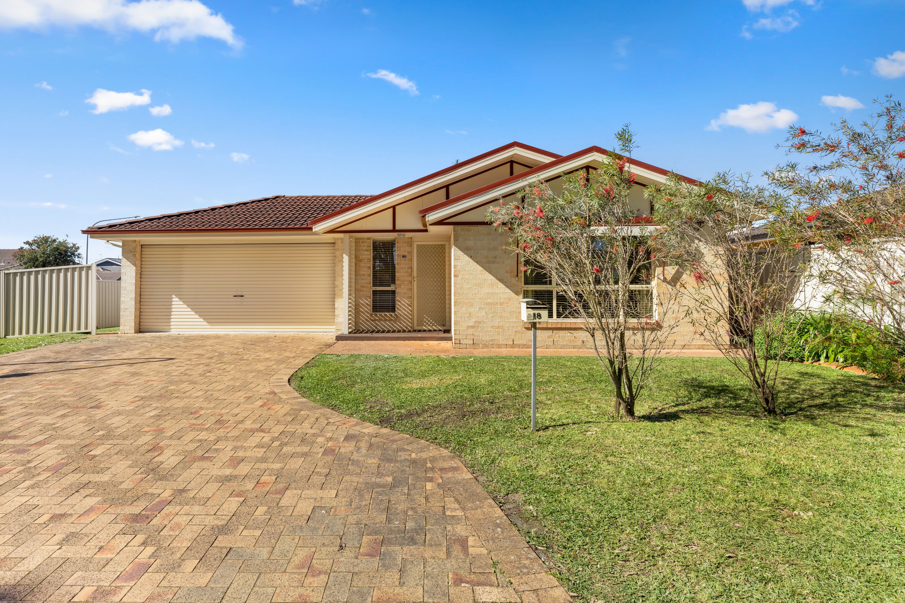 18 Bluewattle Road, Worrigee, NSW 2540 Sold House Ray White South