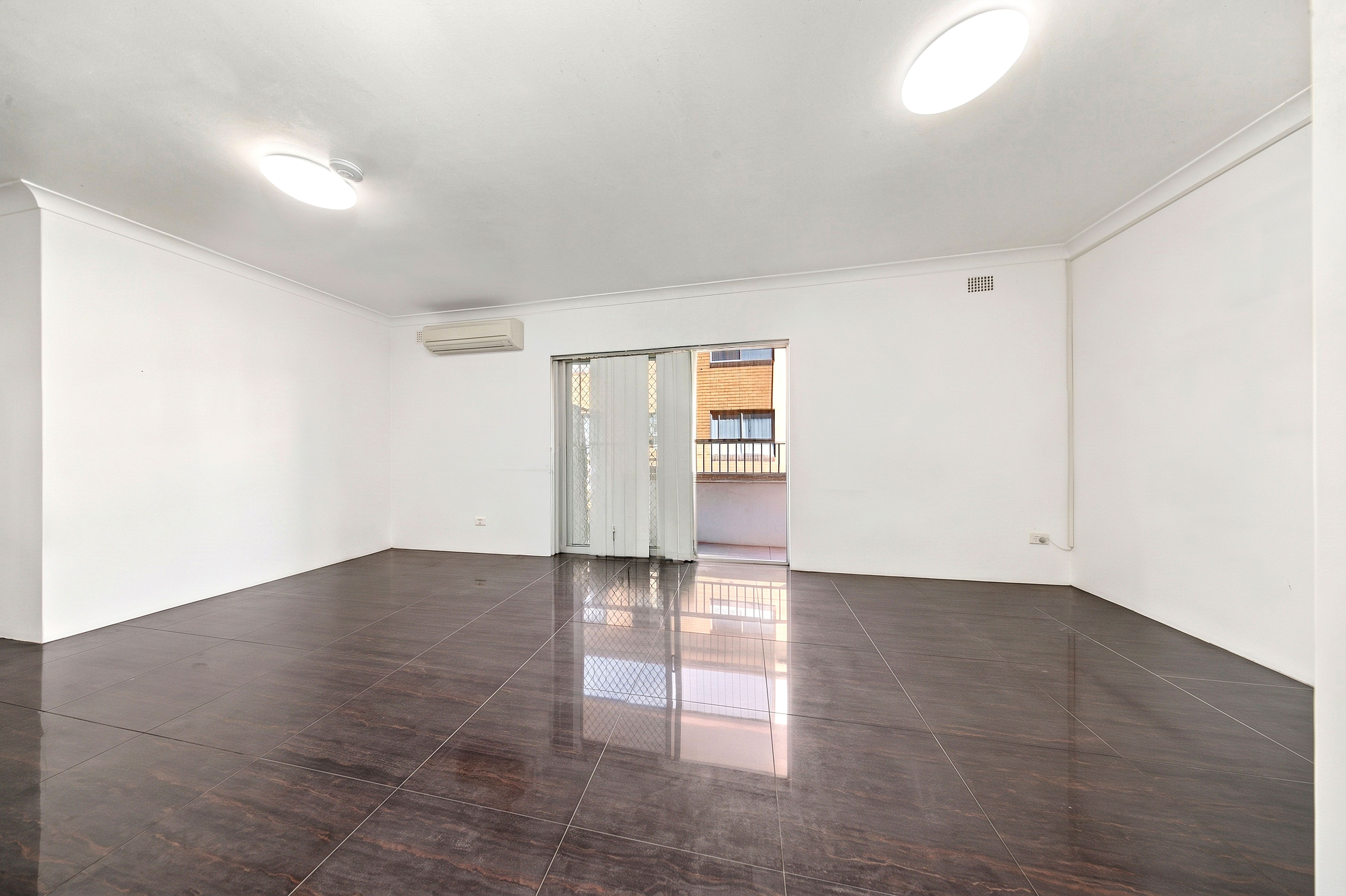 2/33 Cornelia Street — photo 8 of 10