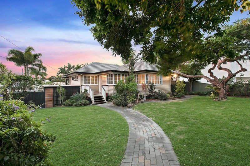 4 Ascham Street, Camp Hill, QLD 4152