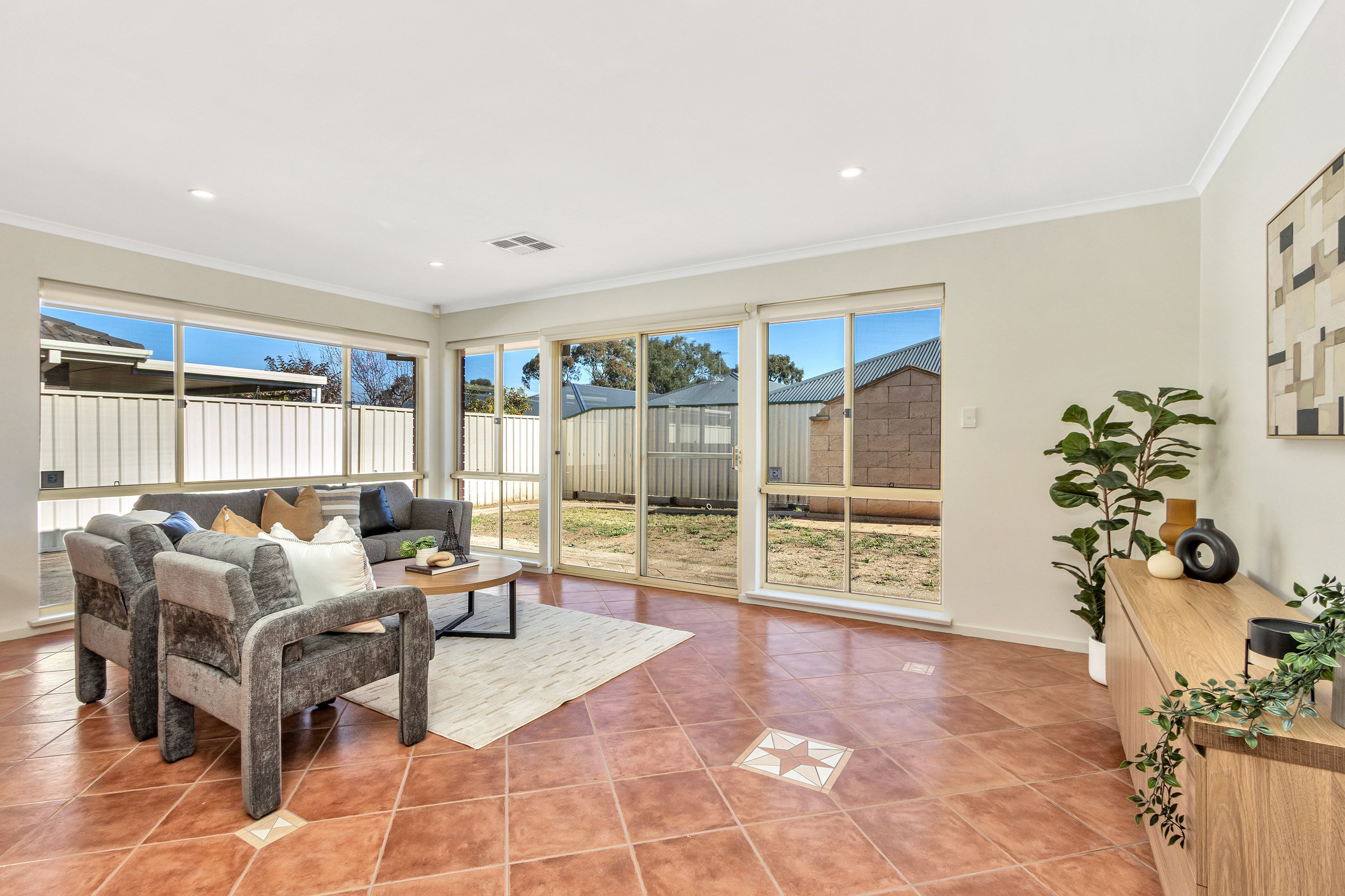 17 Rosecombe Place — photo 10 of 19