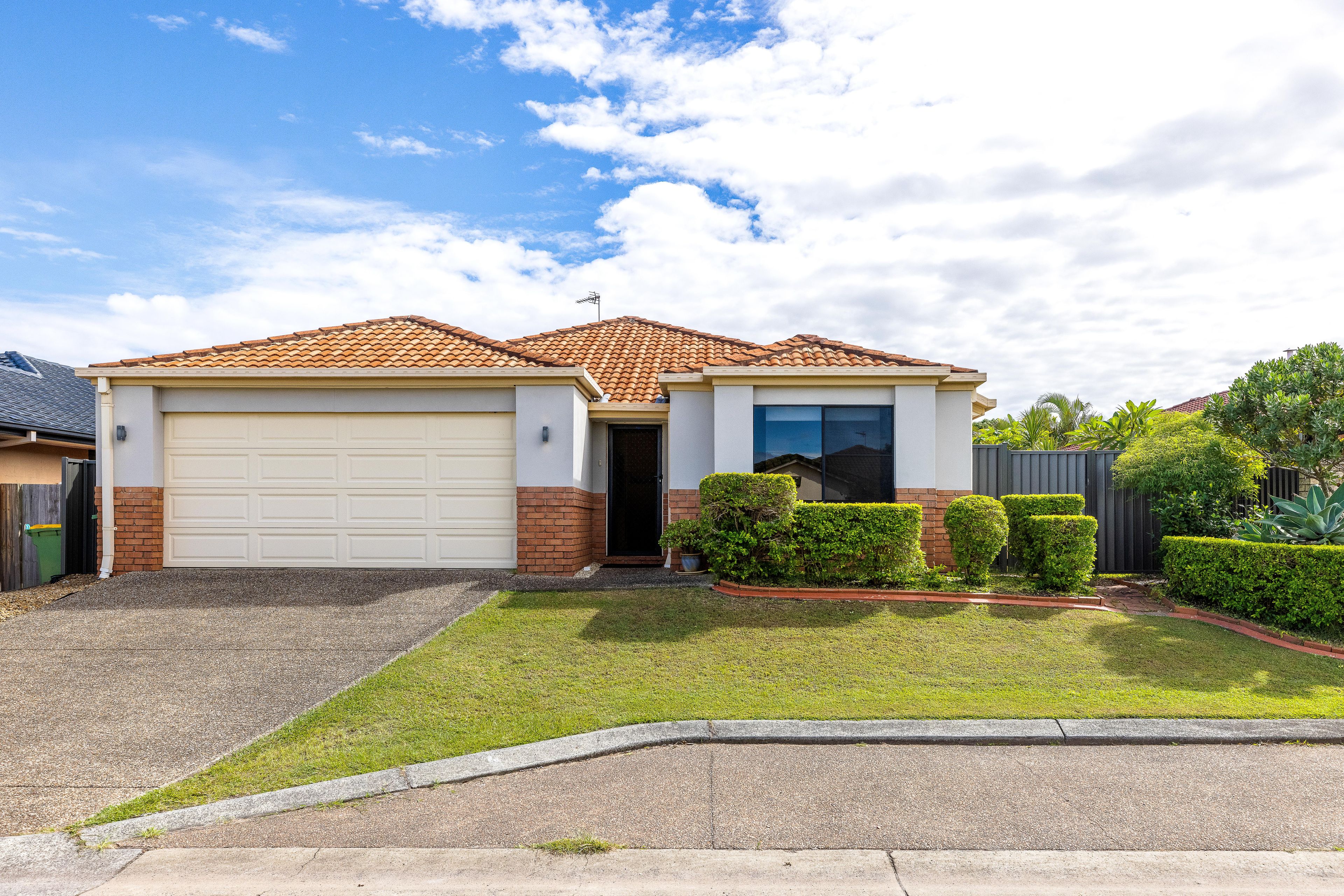 6 Sentry Street, Robina, QLD 4226