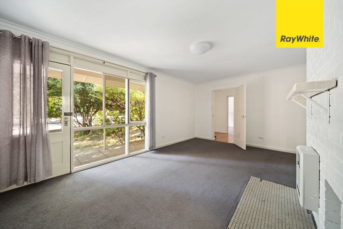 4 Murdoch Street, Lyneham, ACT 2602