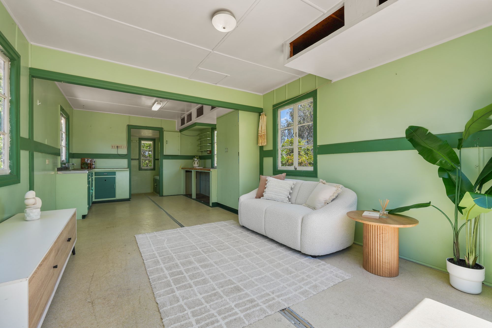 61 Nyleta Street — photo 17 of 24