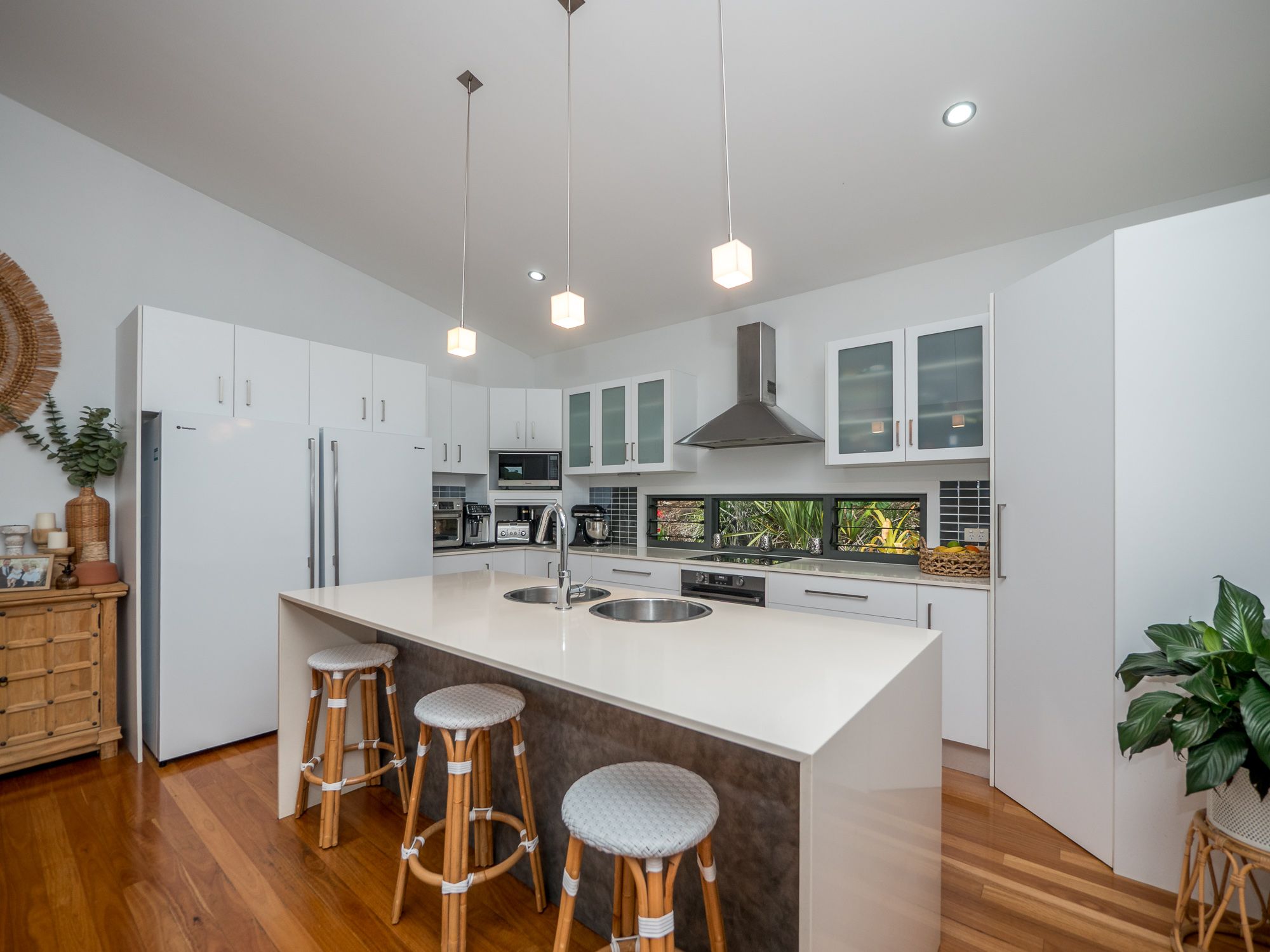 21 Julieanne Place — photo 11 of 30