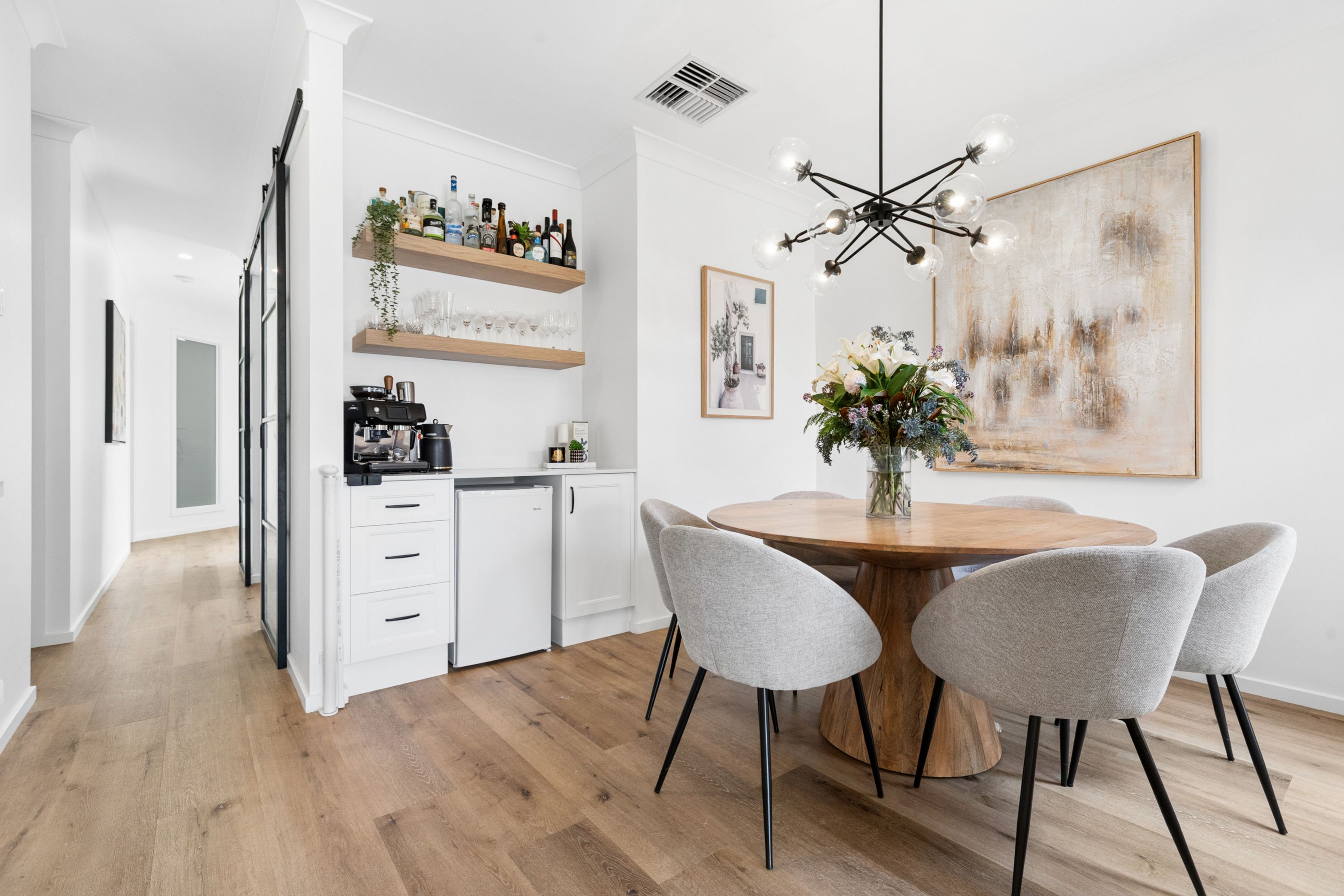 104 Olive Avenue — photo 6 of 22
