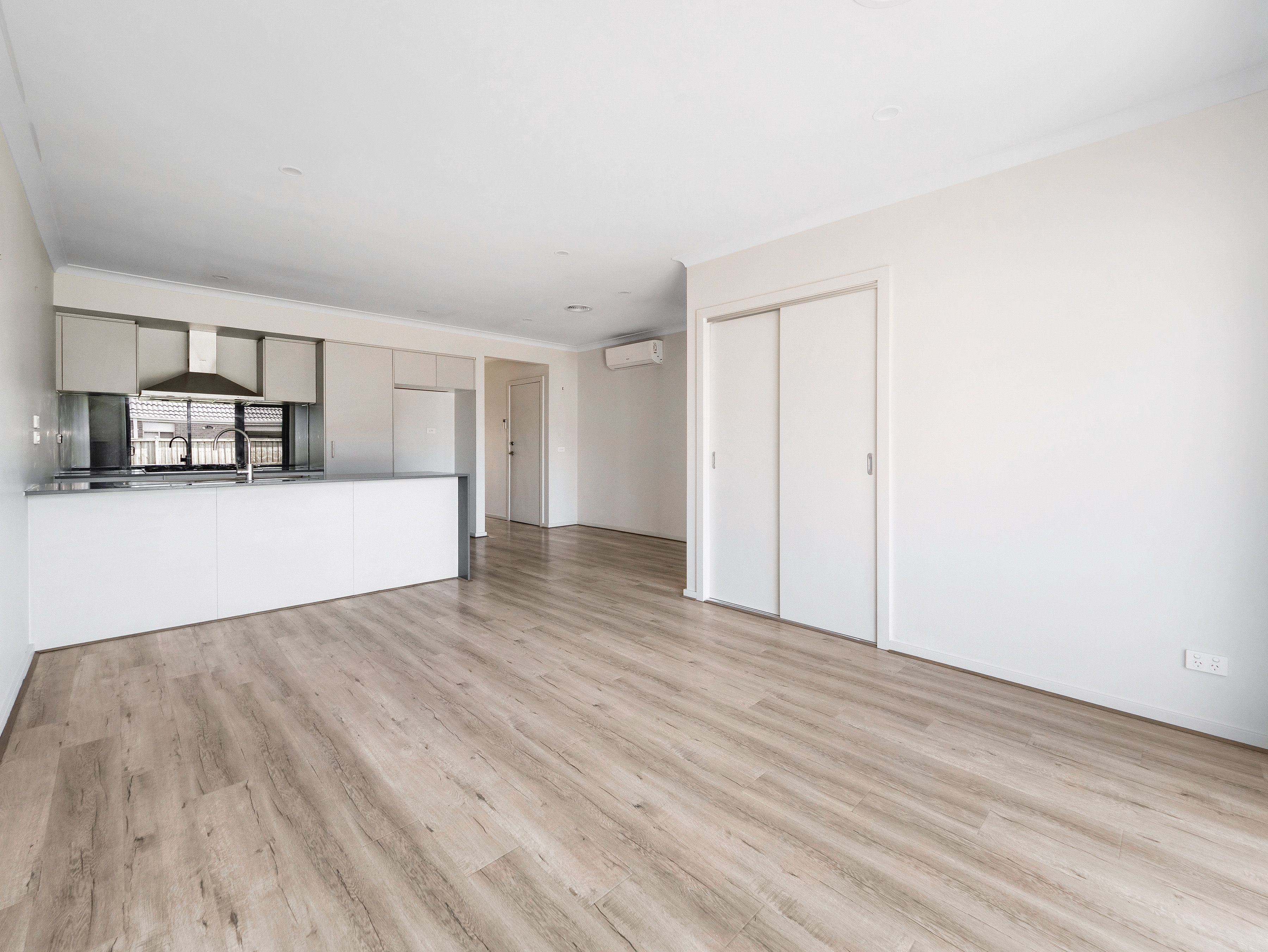 28 Bowler Avenue — photo 6 of 20